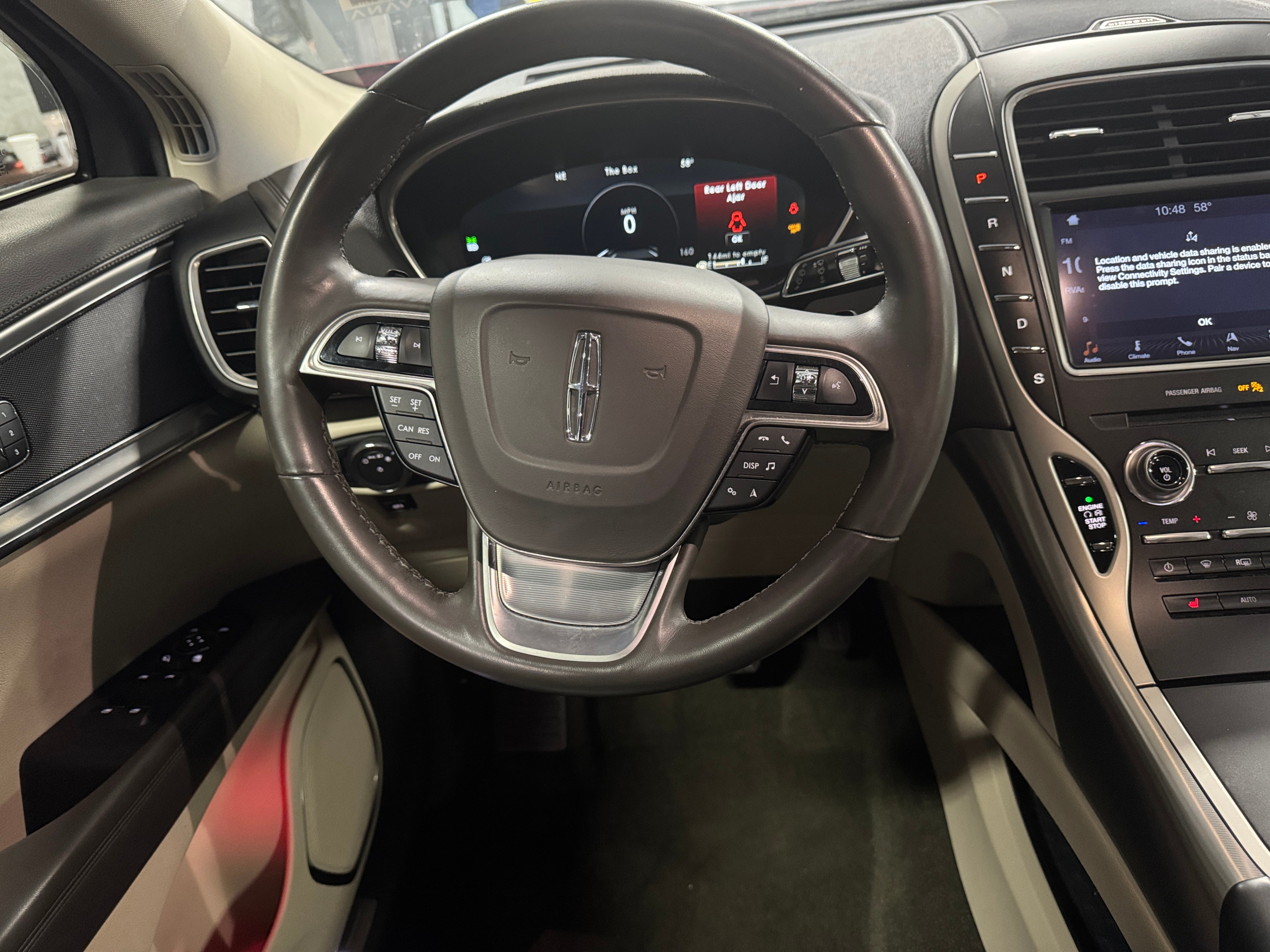 2019 Lincoln Nautilus Select 4