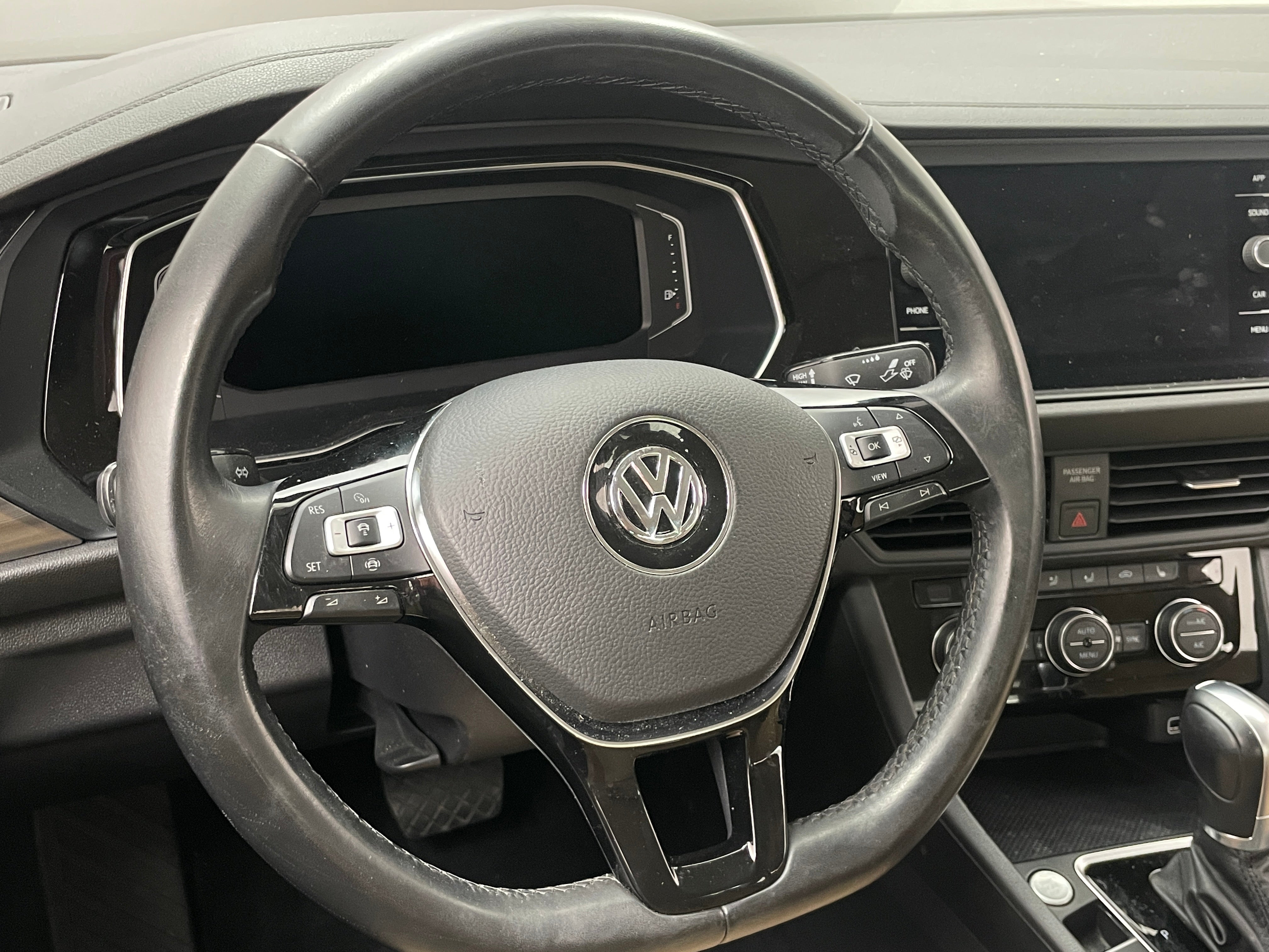 2019 Volkswagen Jetta SEL 5