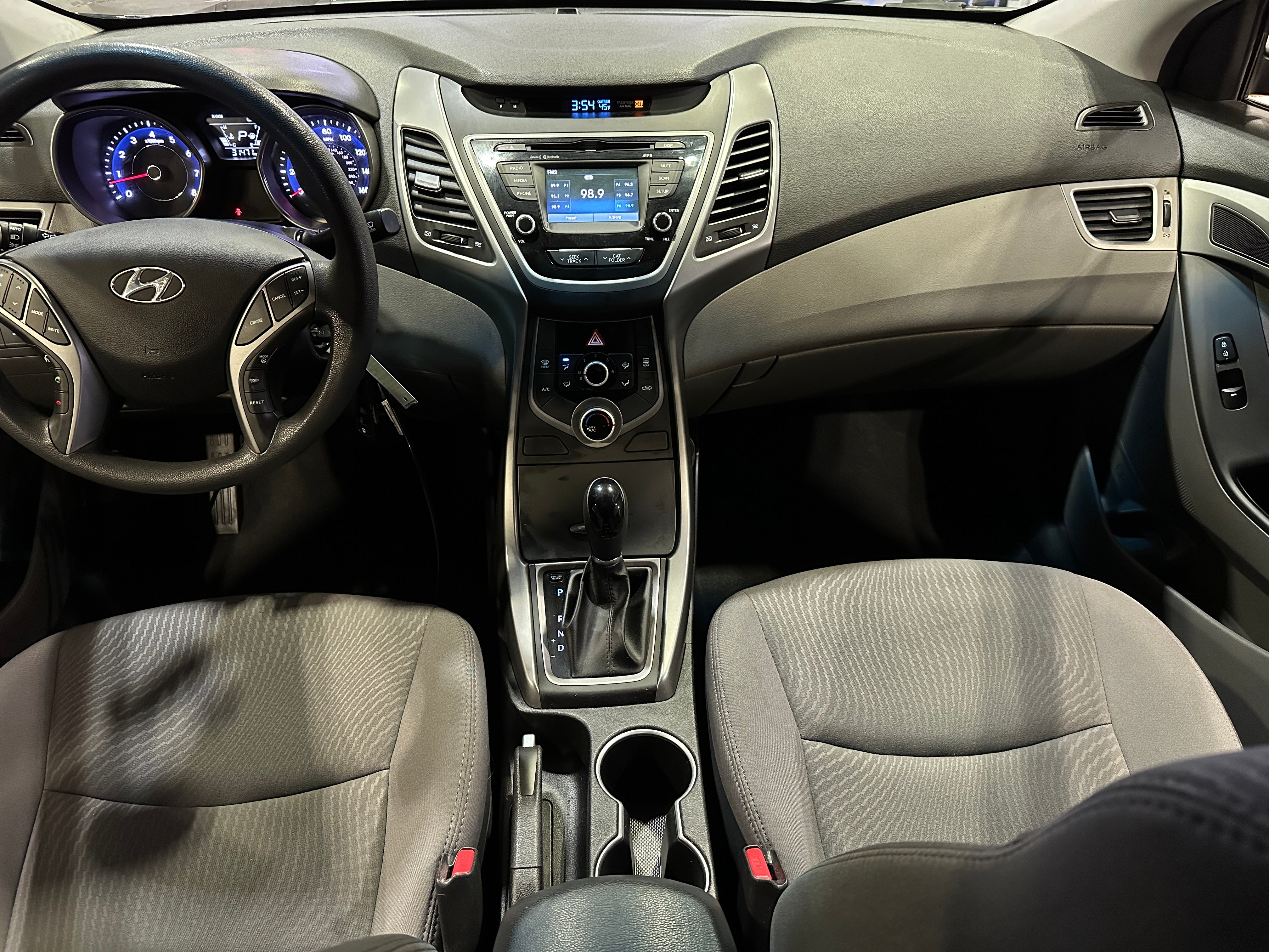 2015 Hyundai Elantra SE 3