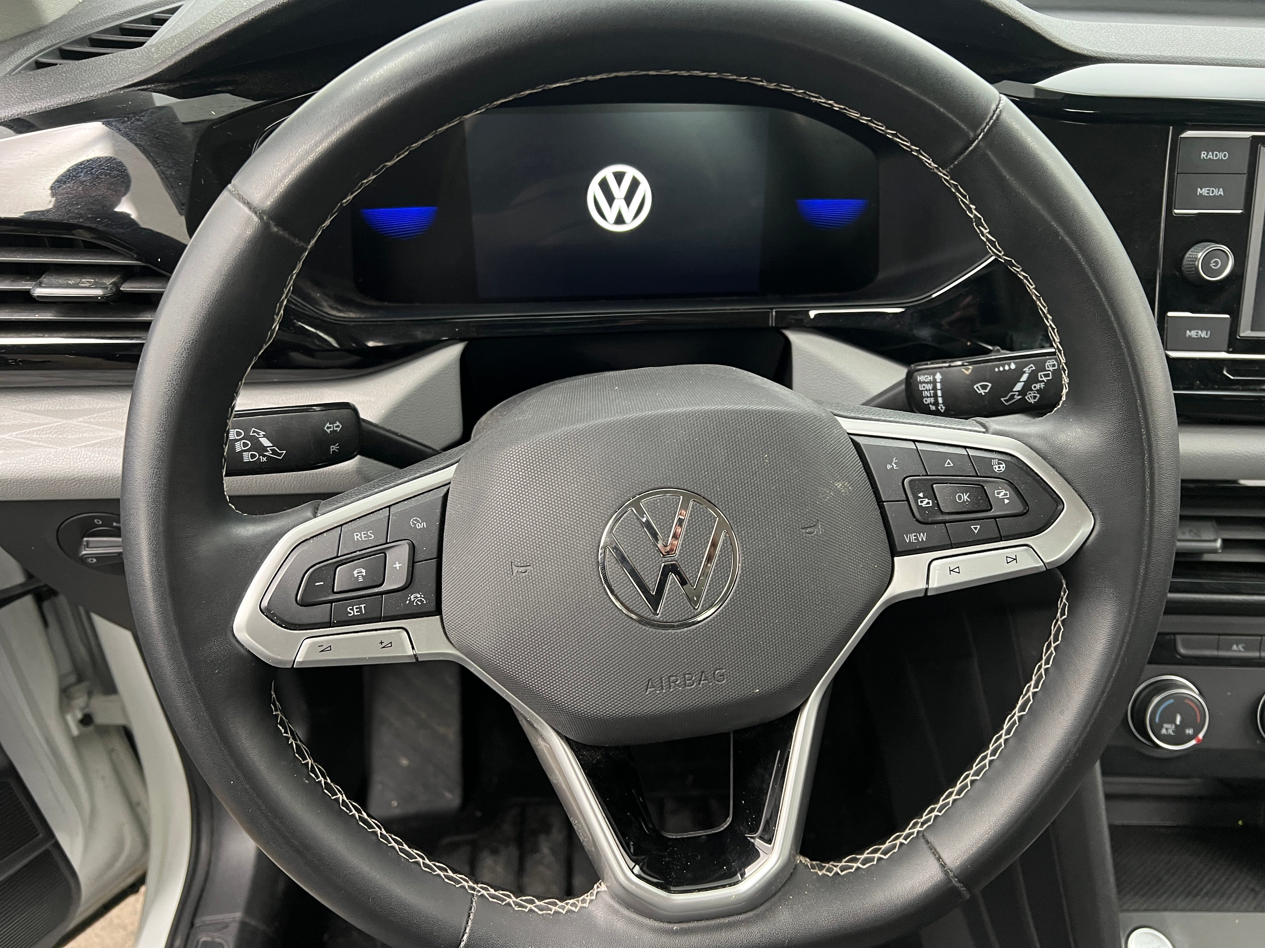 2022 Volkswagen Taos S 5