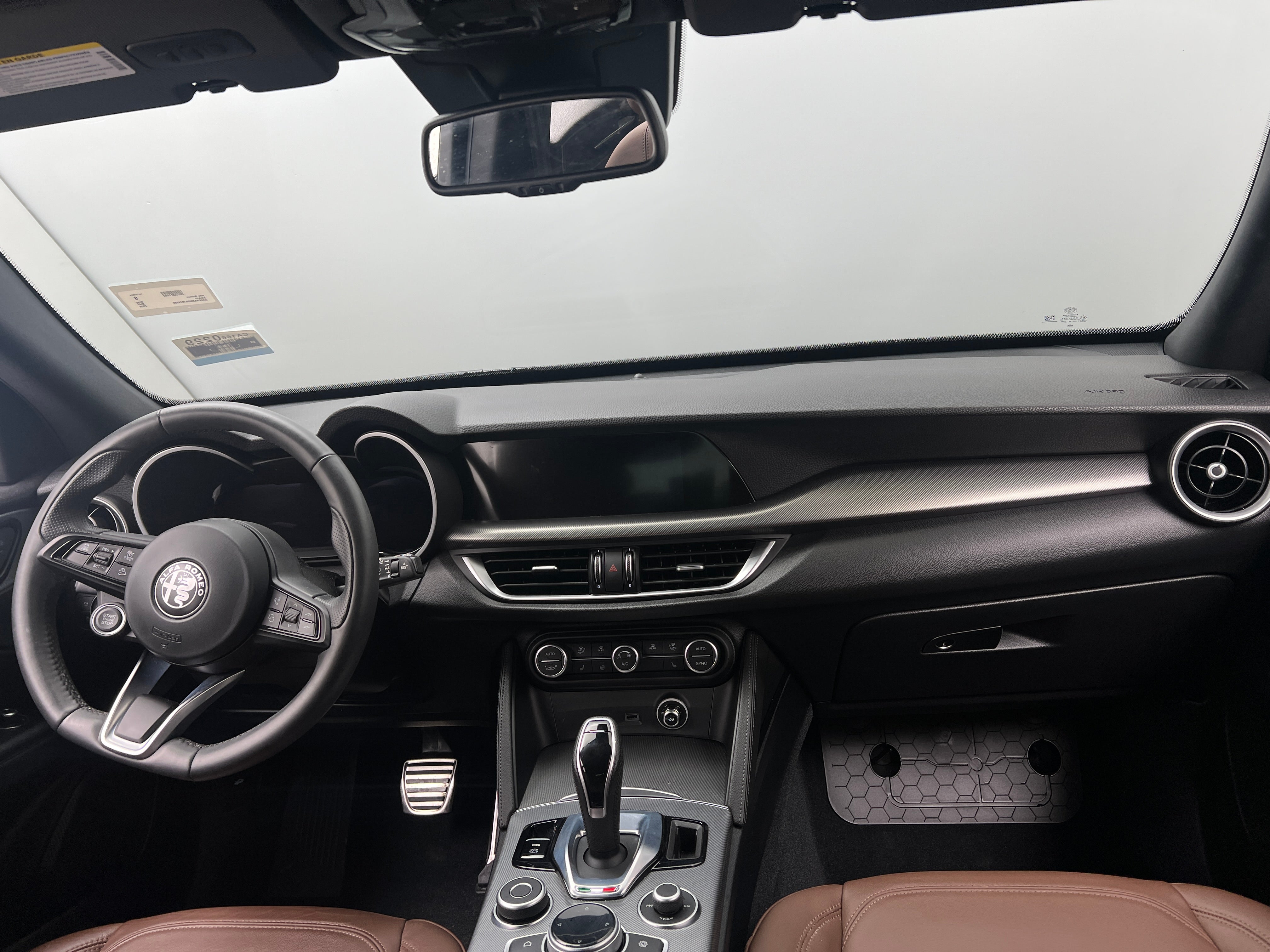 2024 Alfa Romeo Stelvio Ti 2