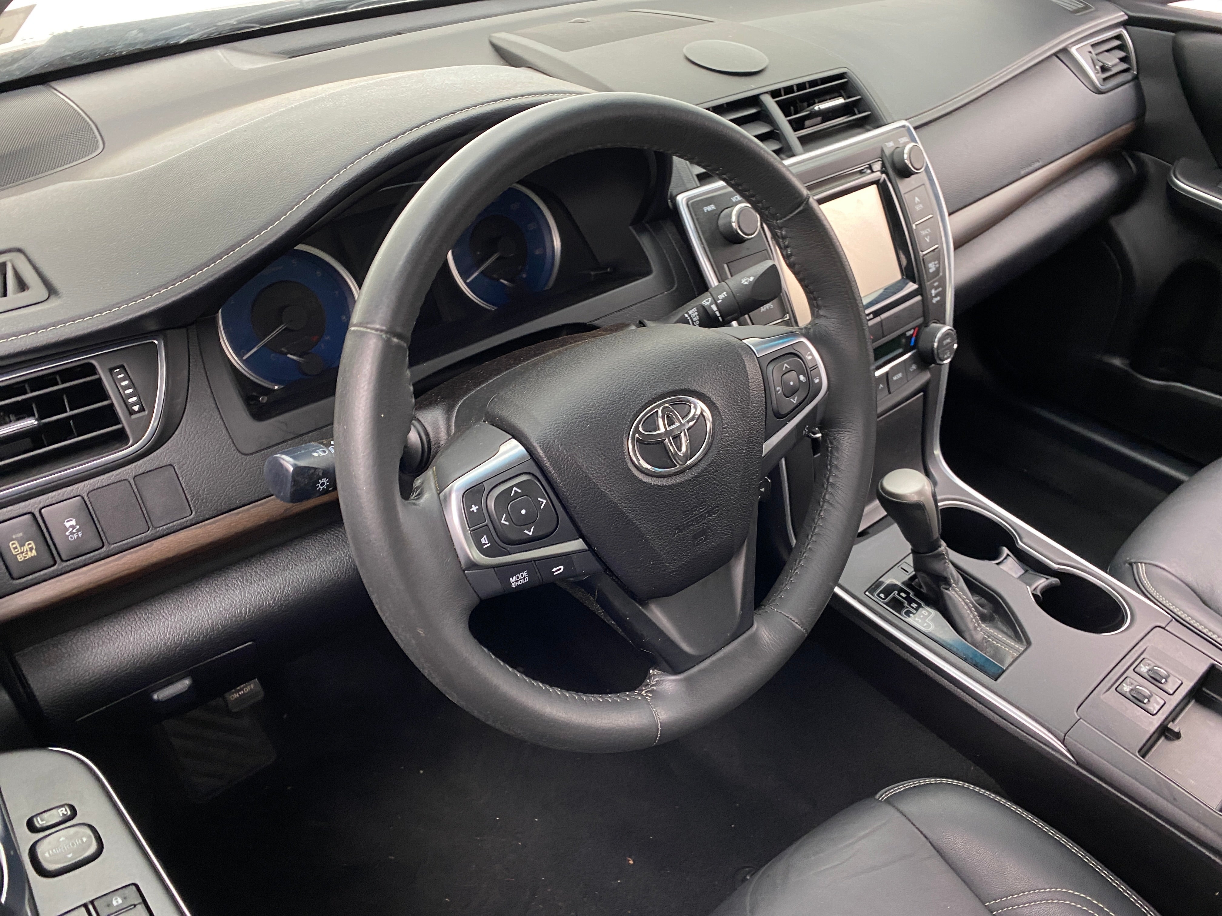 2017 Toyota Camry XLE 5