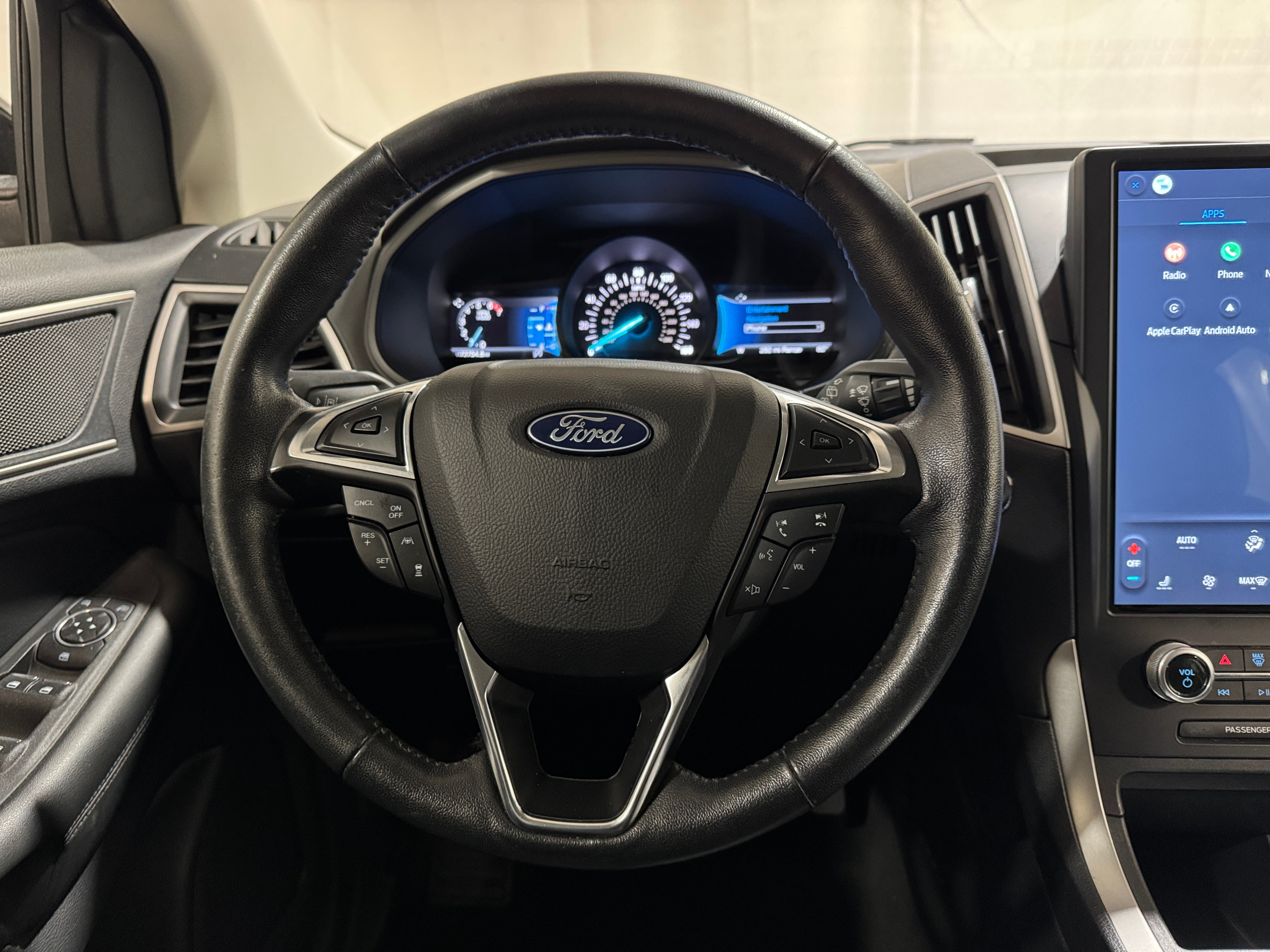 2022 Ford Edge SEL 5