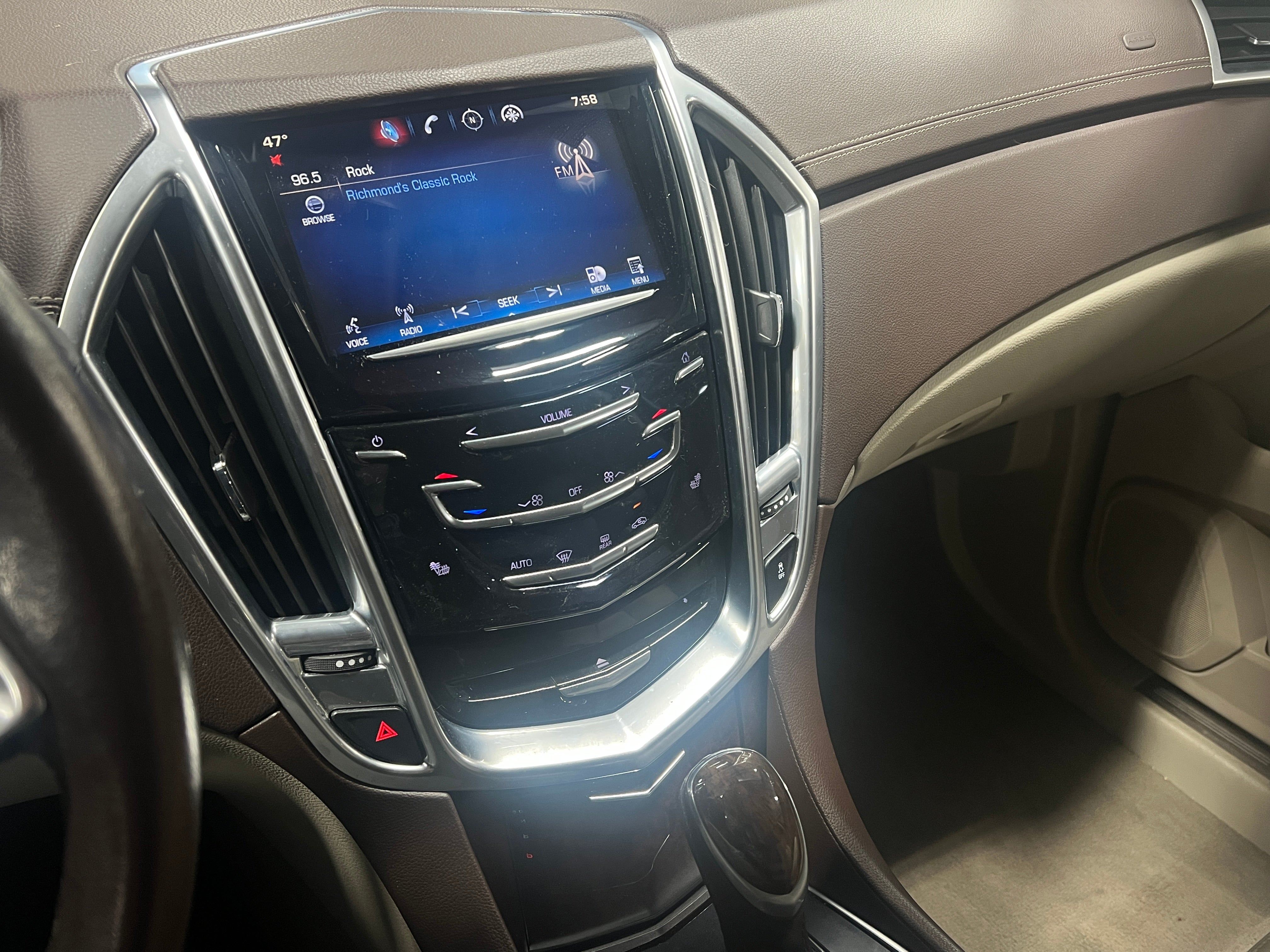 2014 Cadillac SRX Luxury 3