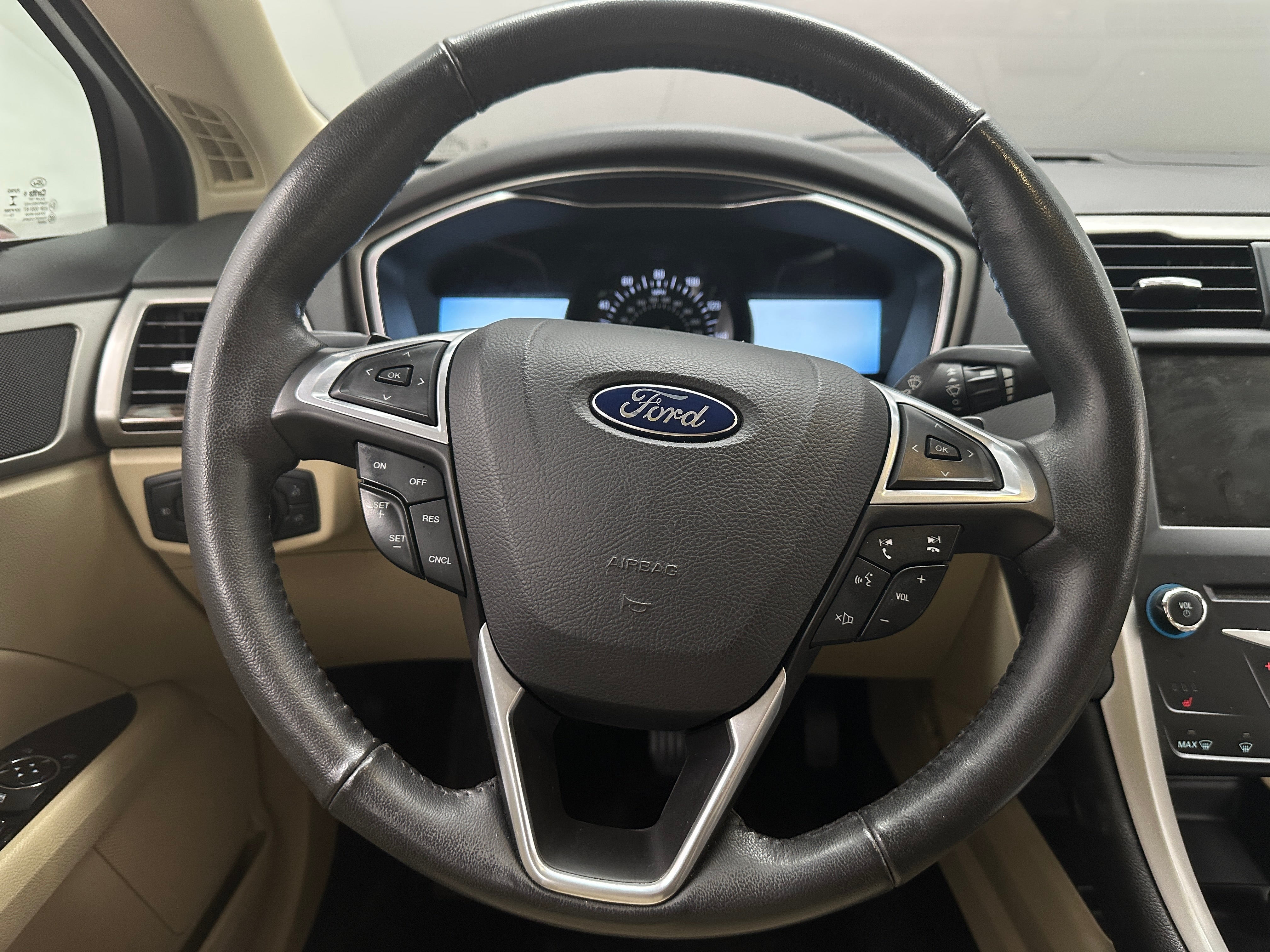 2014 Ford Fusion SE 5