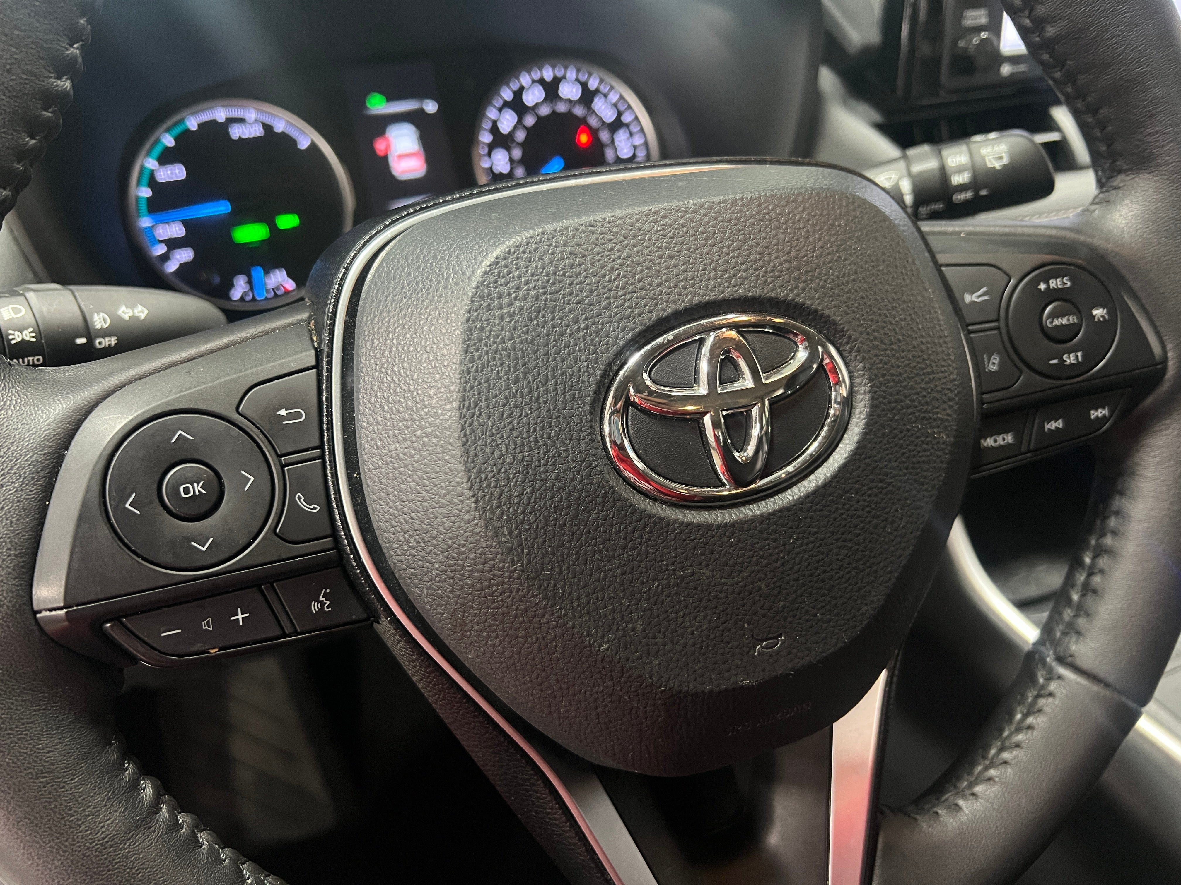 2021 Toyota RAV4 XLE Premium 5