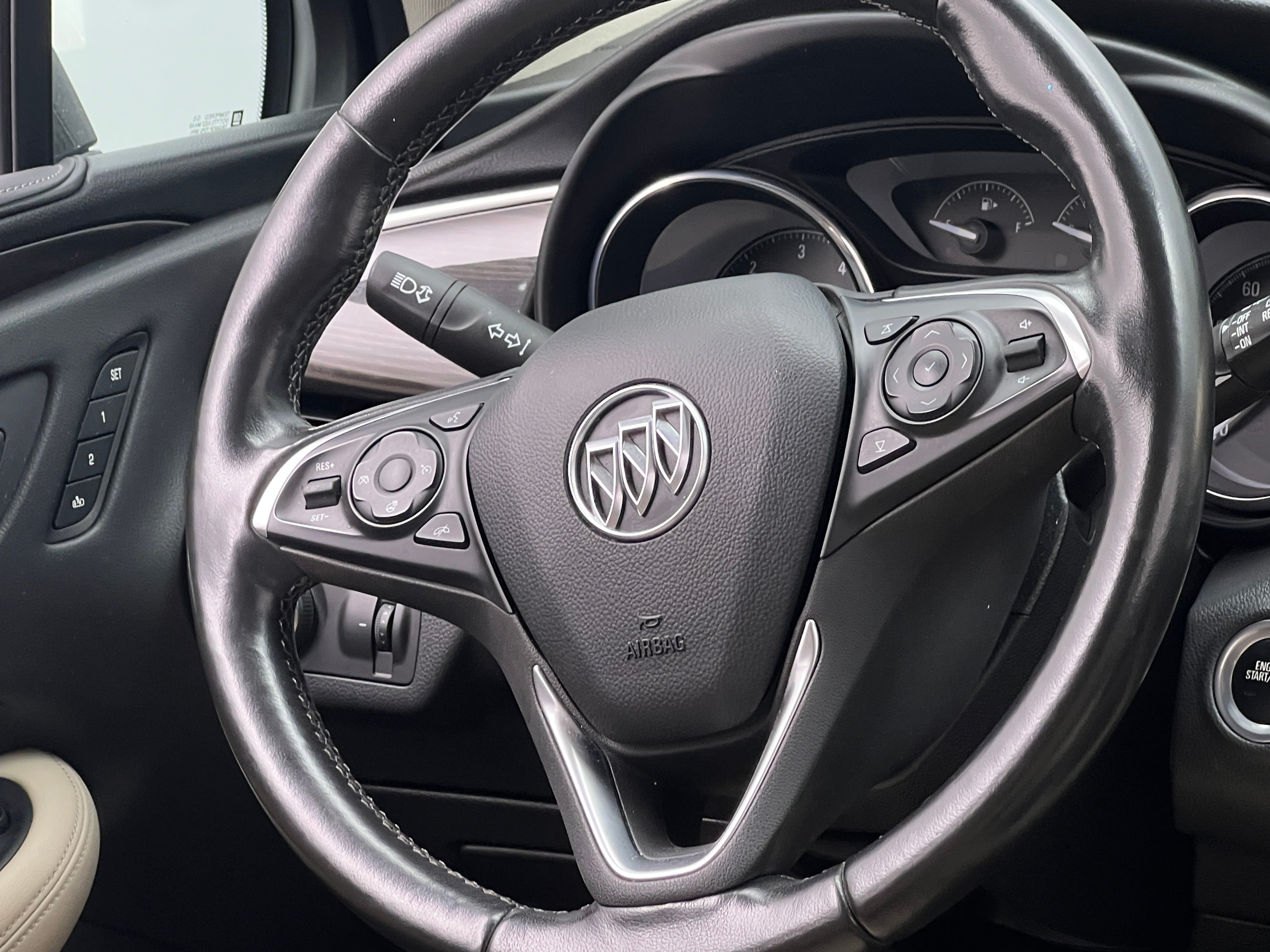 2020 Buick Envision Essence 4