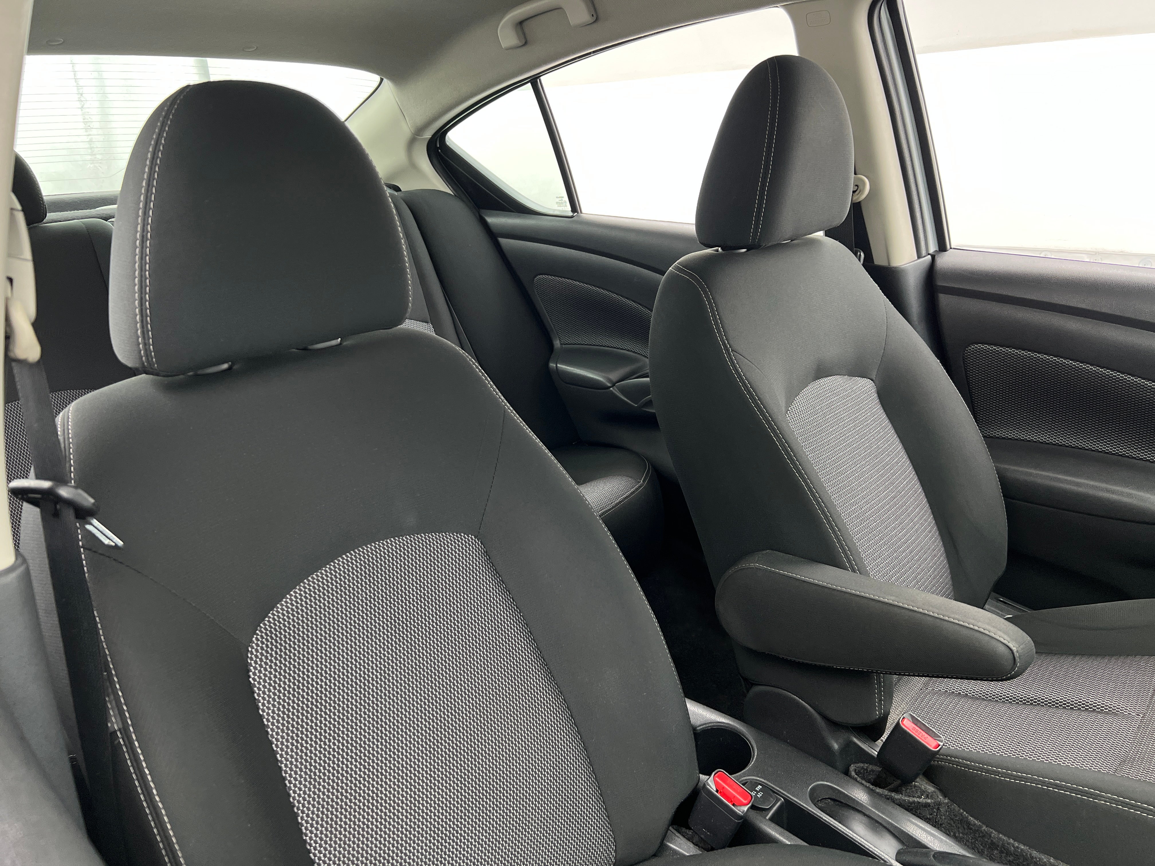 2018 Nissan Versa SV 2