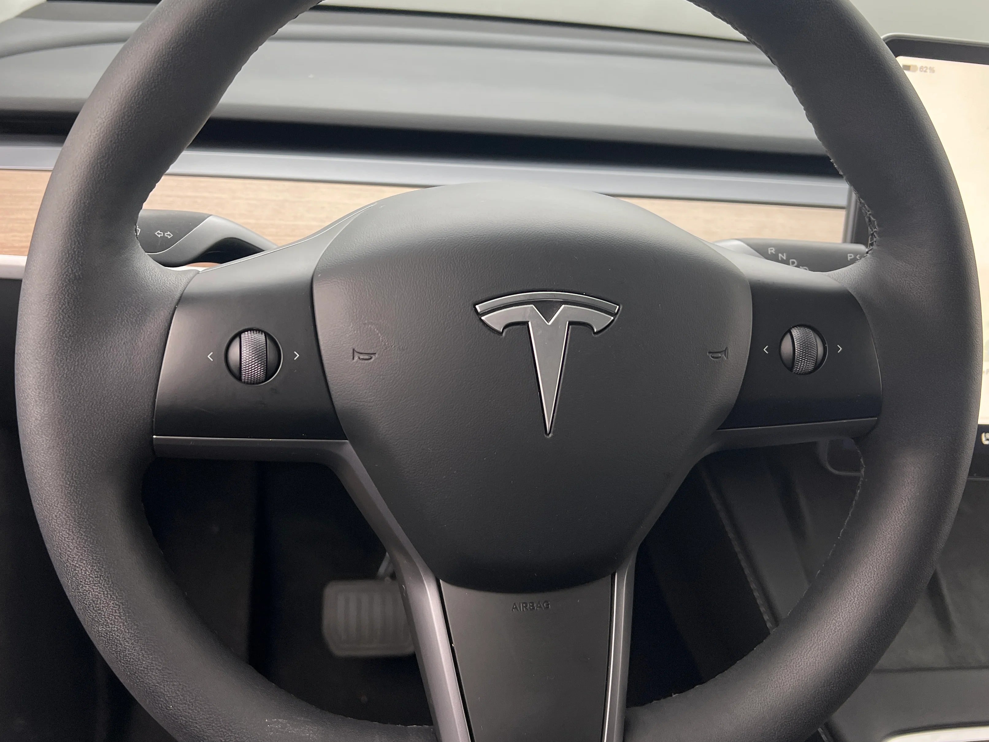 2024 Tesla Model Y Long Range 4