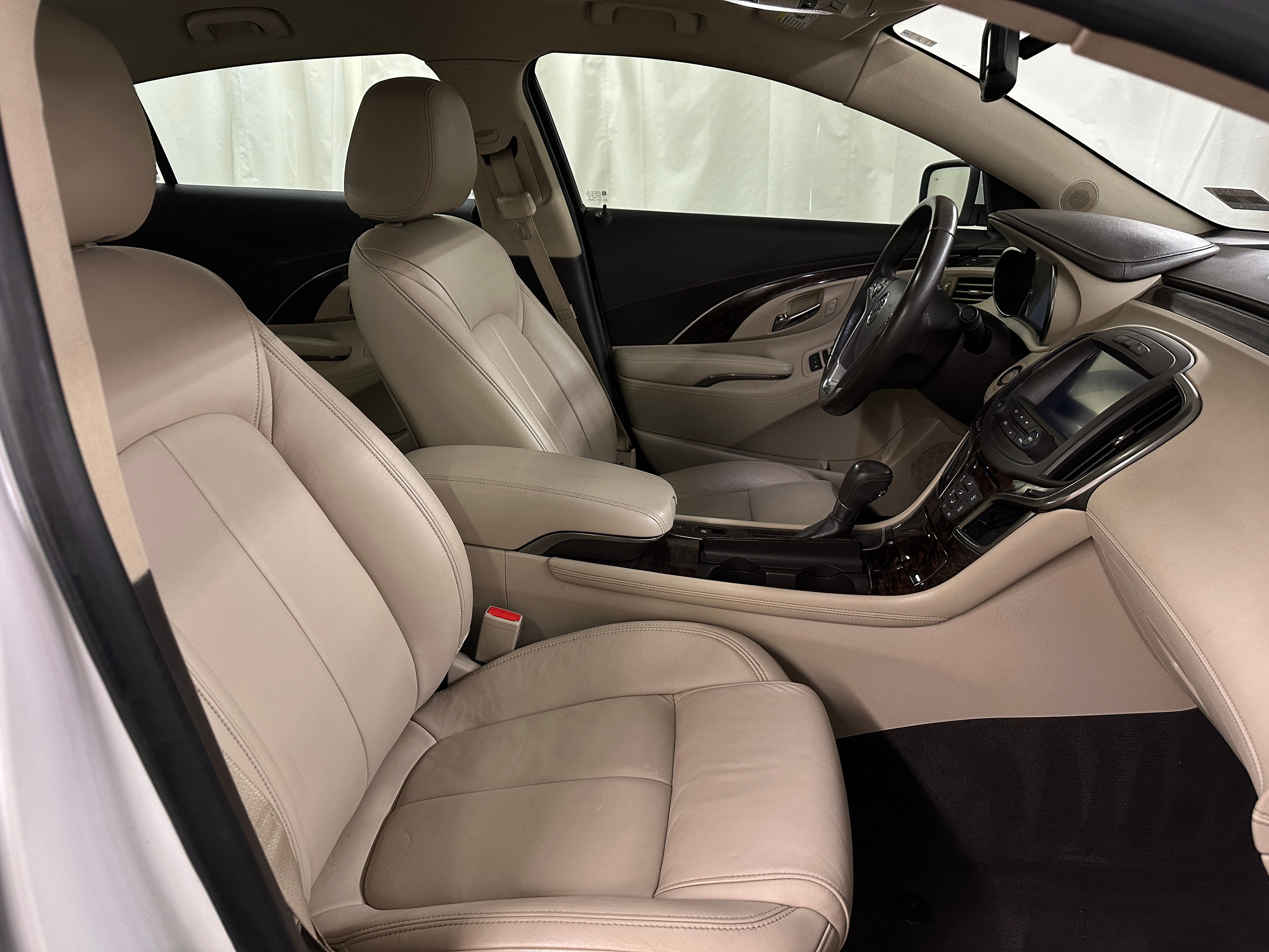 2016 Buick LaCrosse Leather Group 2