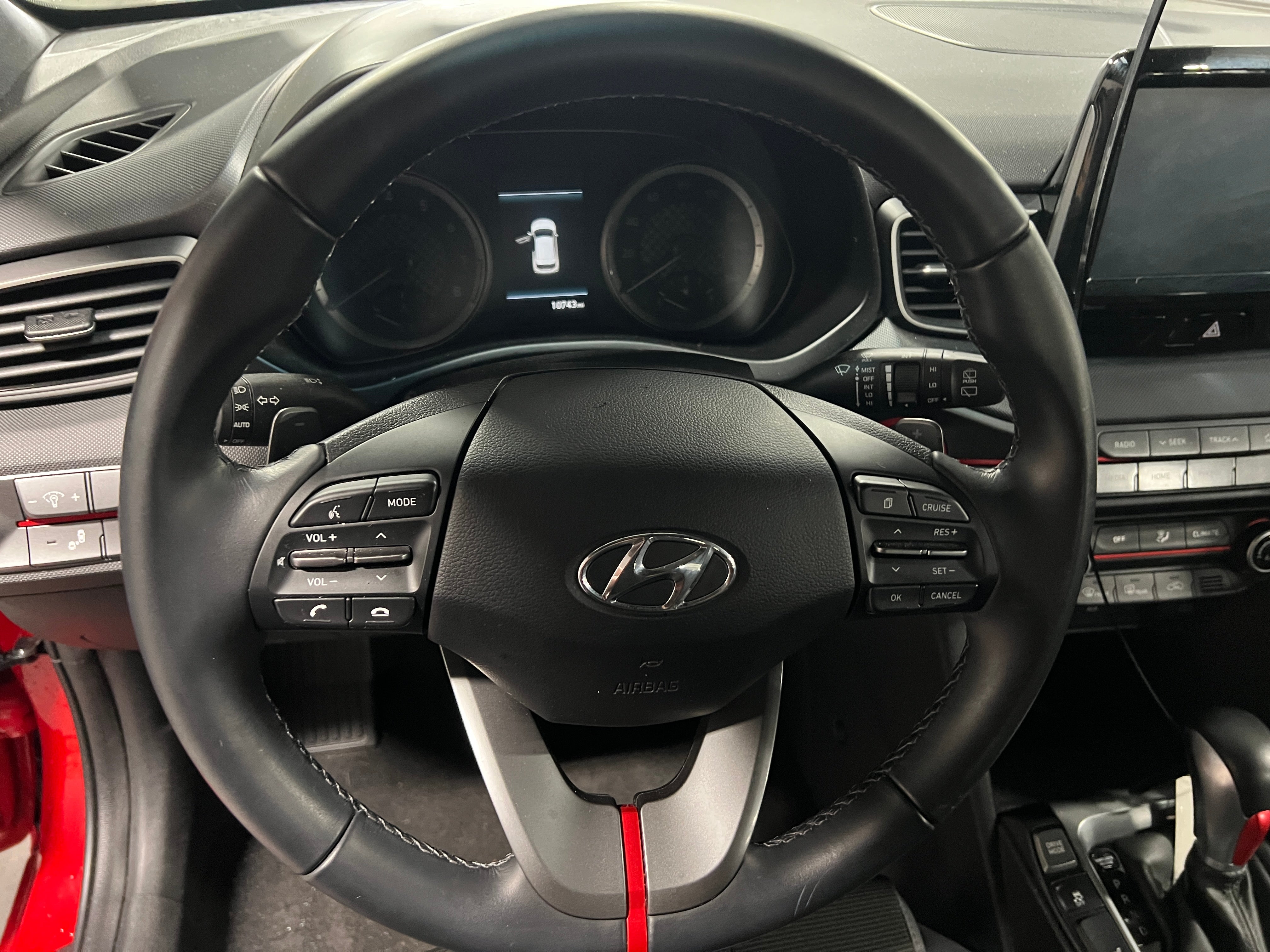 2020 Hyundai Veloster Premium 4