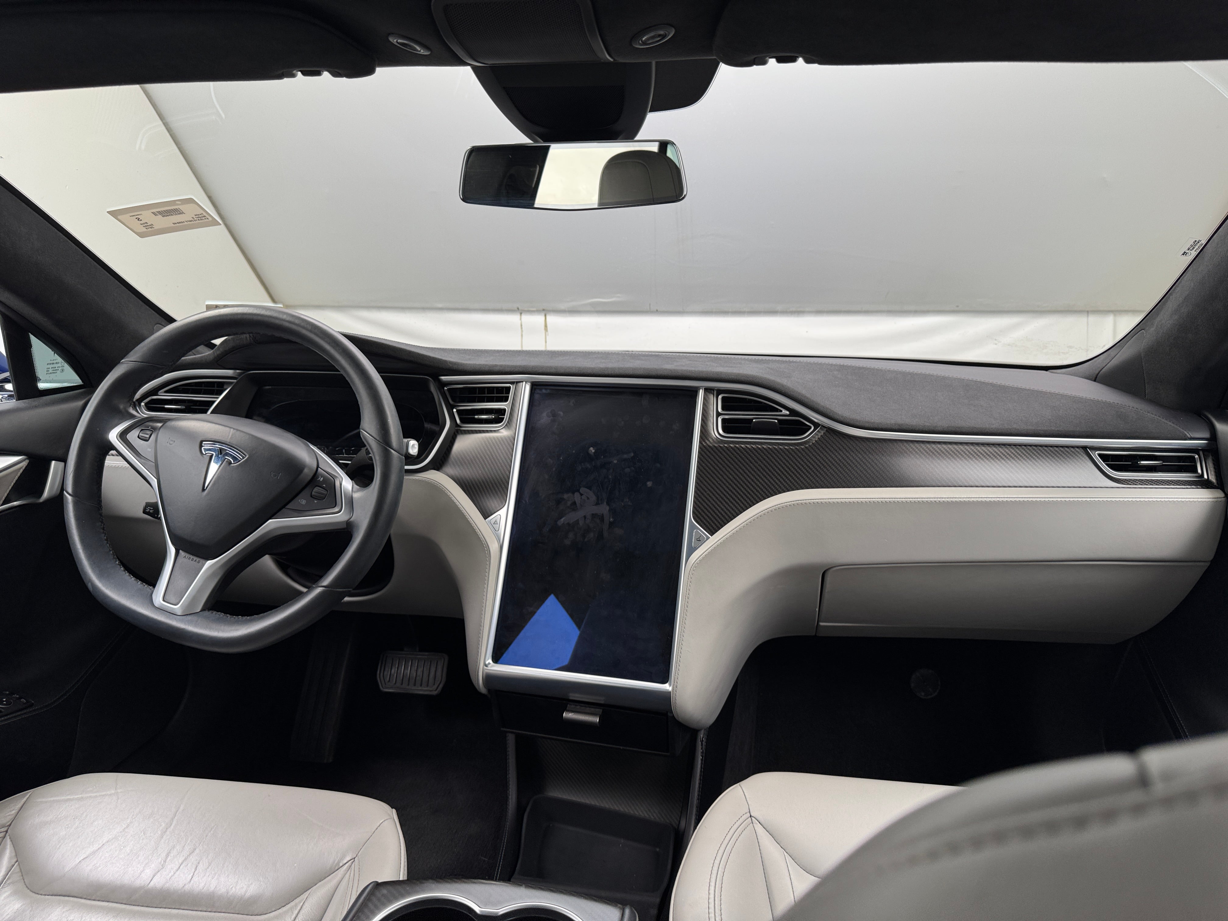 2015 Tesla Model S 85D 3