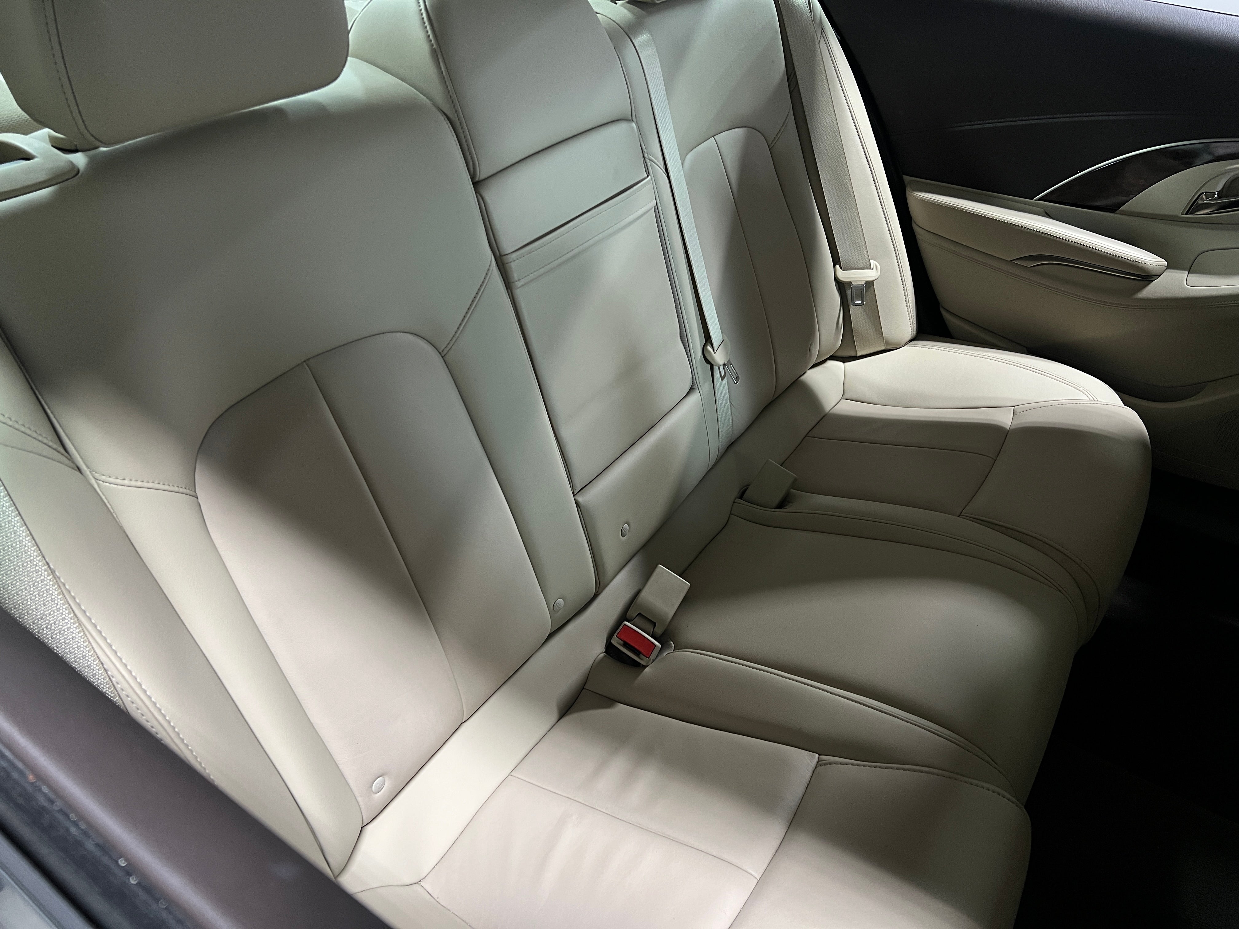 2014 Buick LaCrosse Leather Group 6