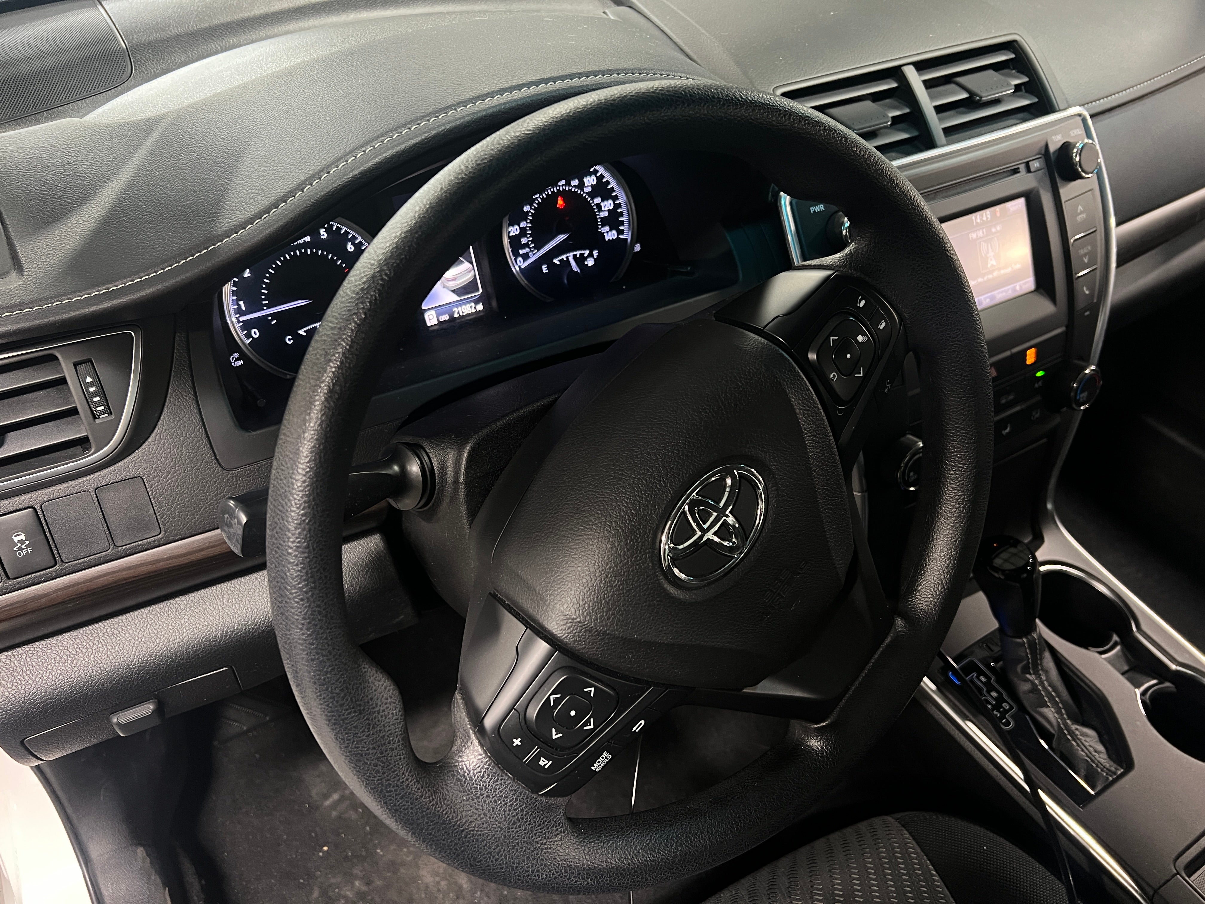 2016 Toyota Camry LE 5