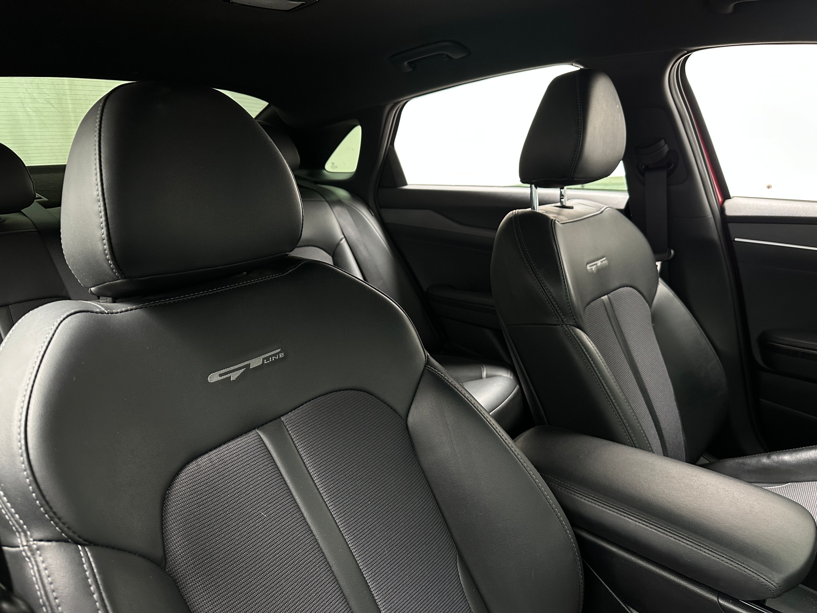 Thumbnail: 2021 Kia K5 - 2