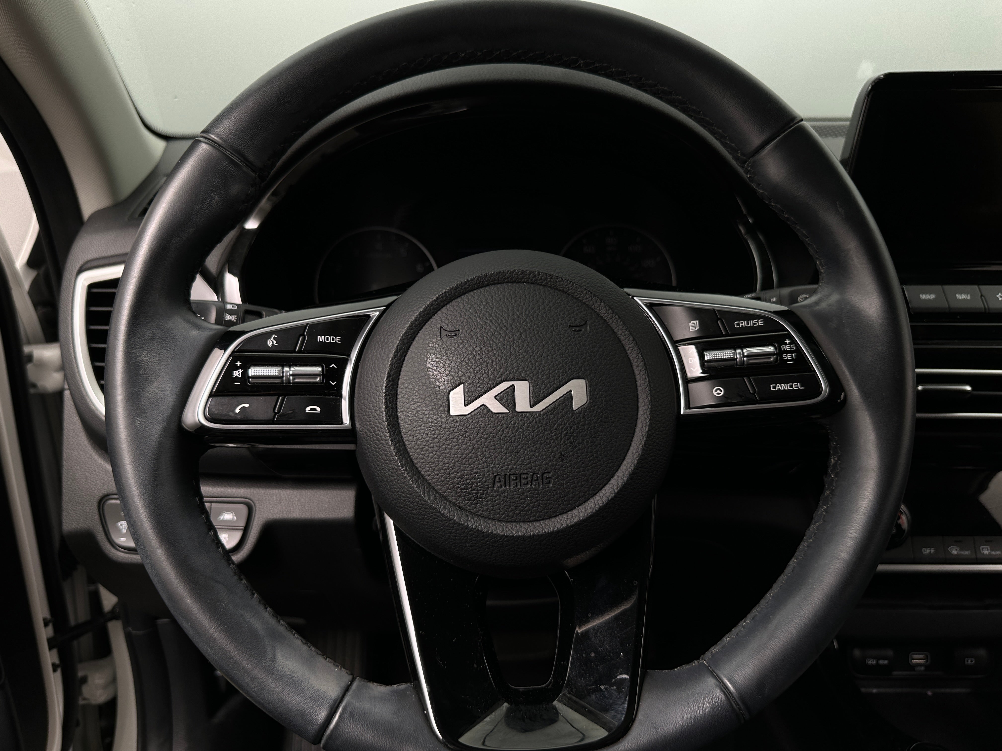 Thumbnail: 2023 Kia Seltos - 5