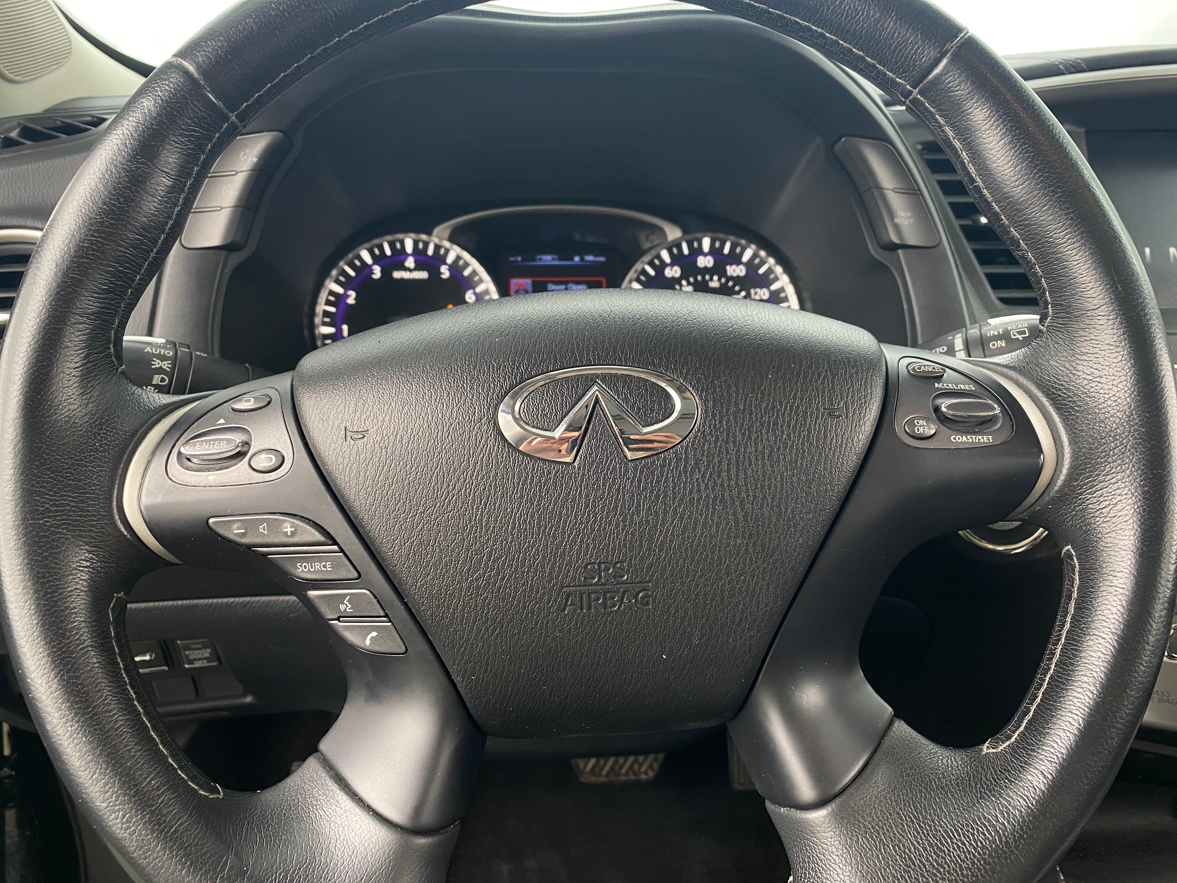 2017 INFINITI QX60  4