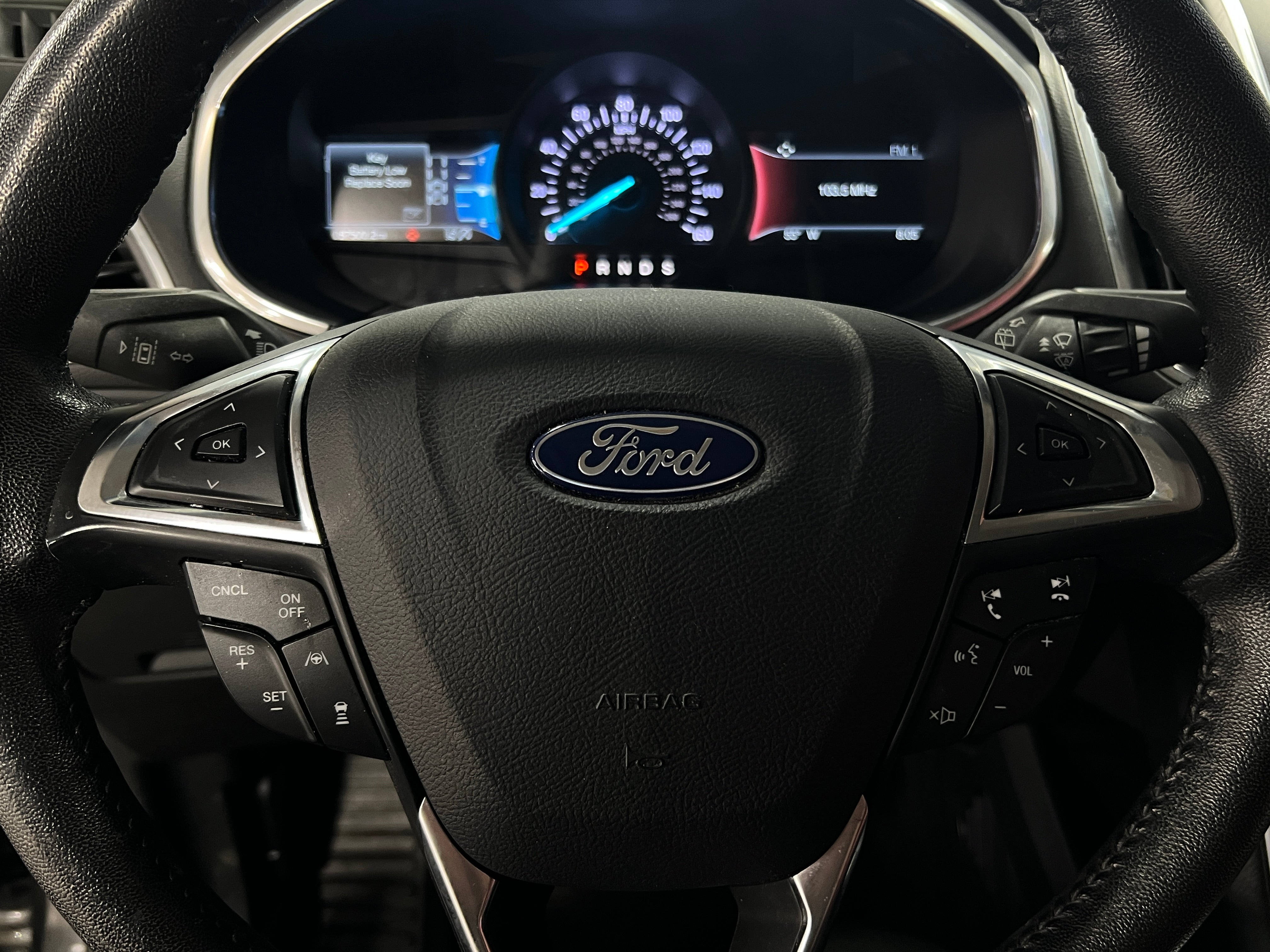 2019 Ford Edge Titanium 4