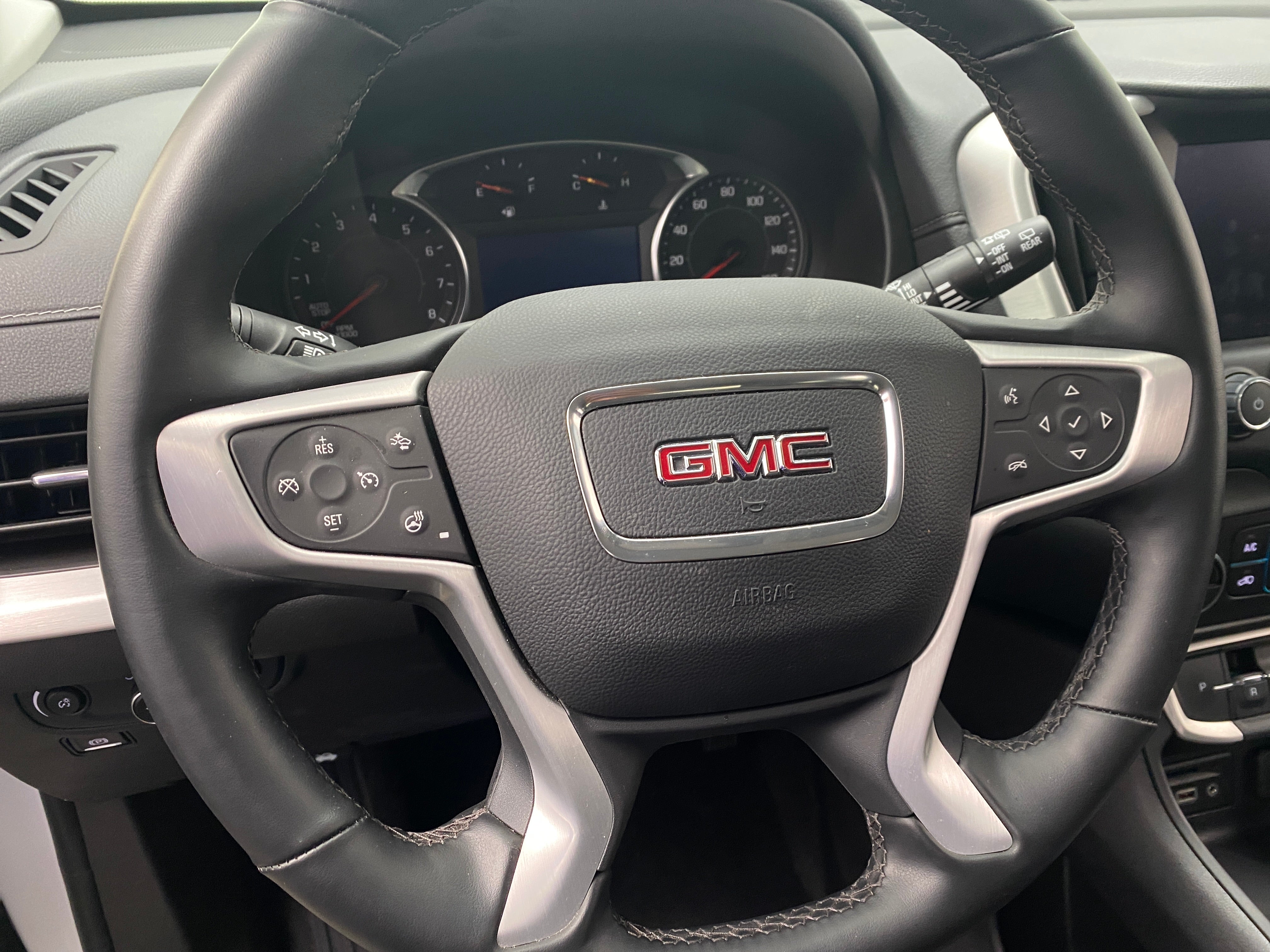 2024 GMC Terrain SLT 4