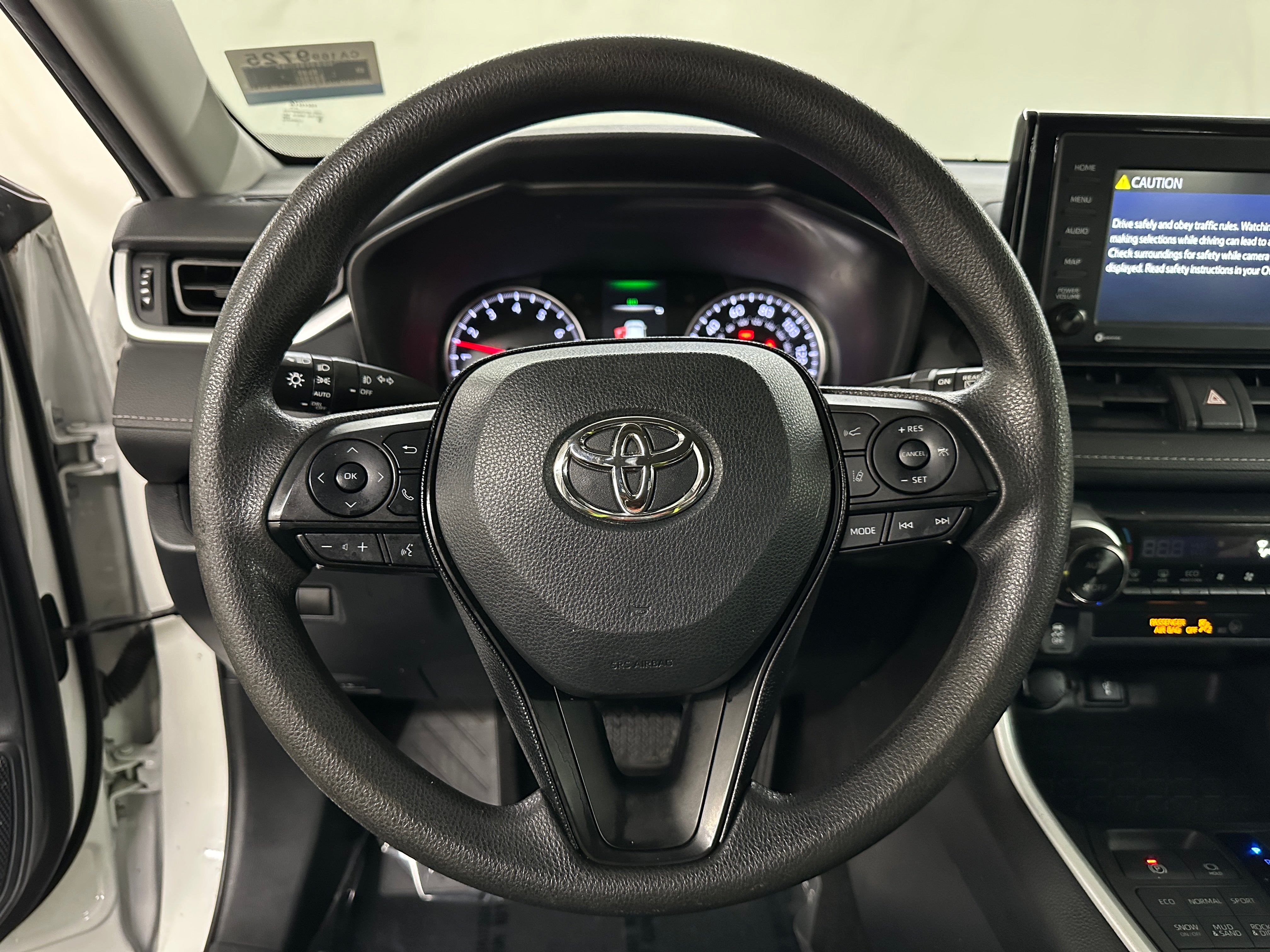 2020 Toyota RAV4 XLE 5