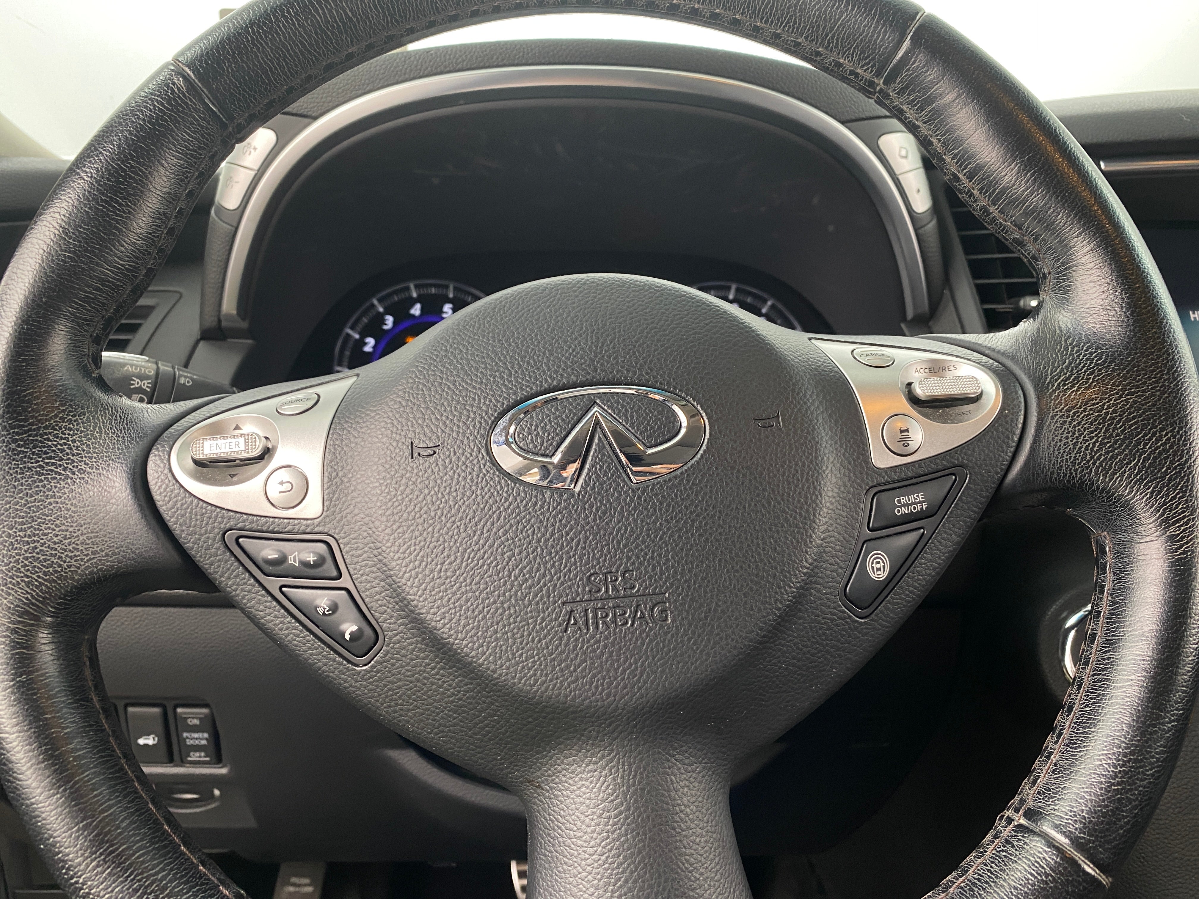 2012 INFINITI FX35  4