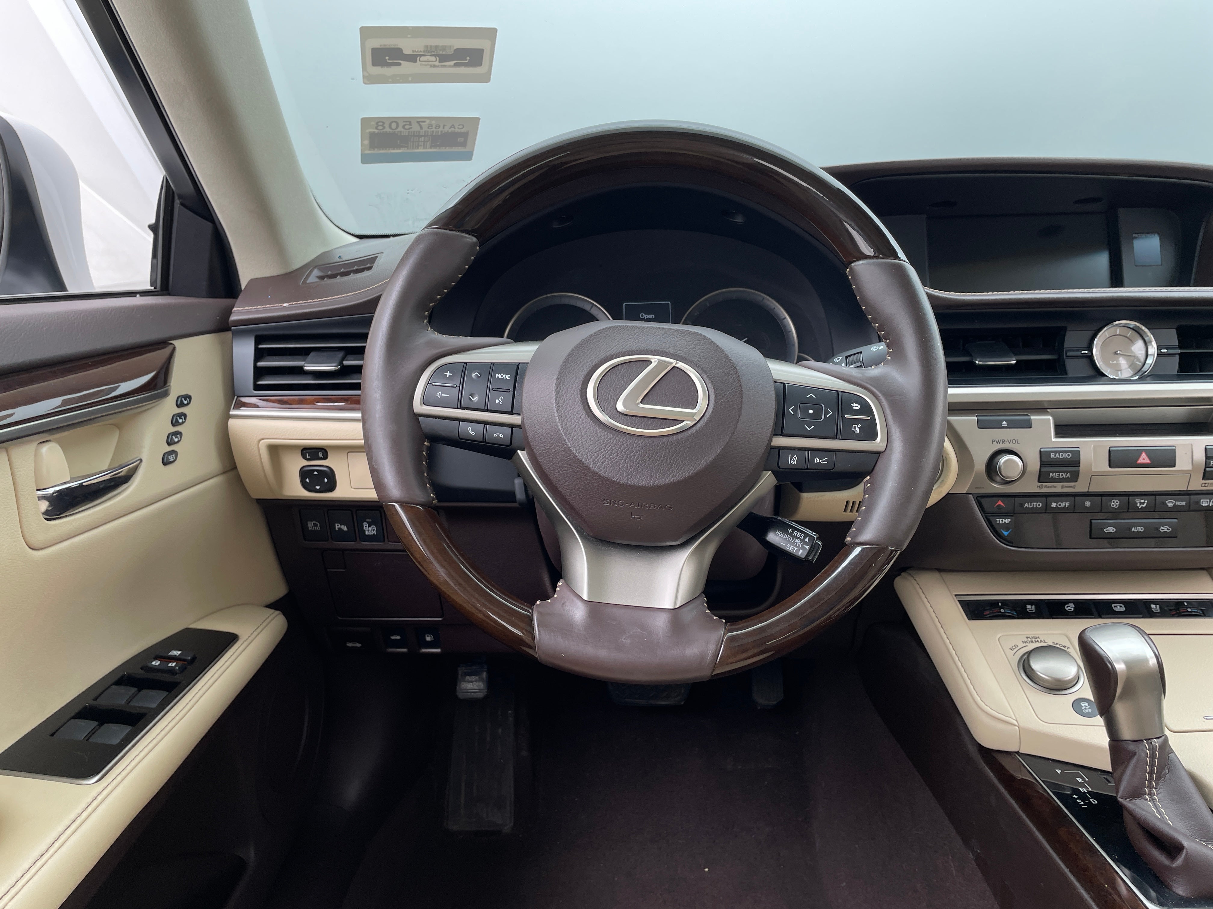 2016 Lexus ES 350 5