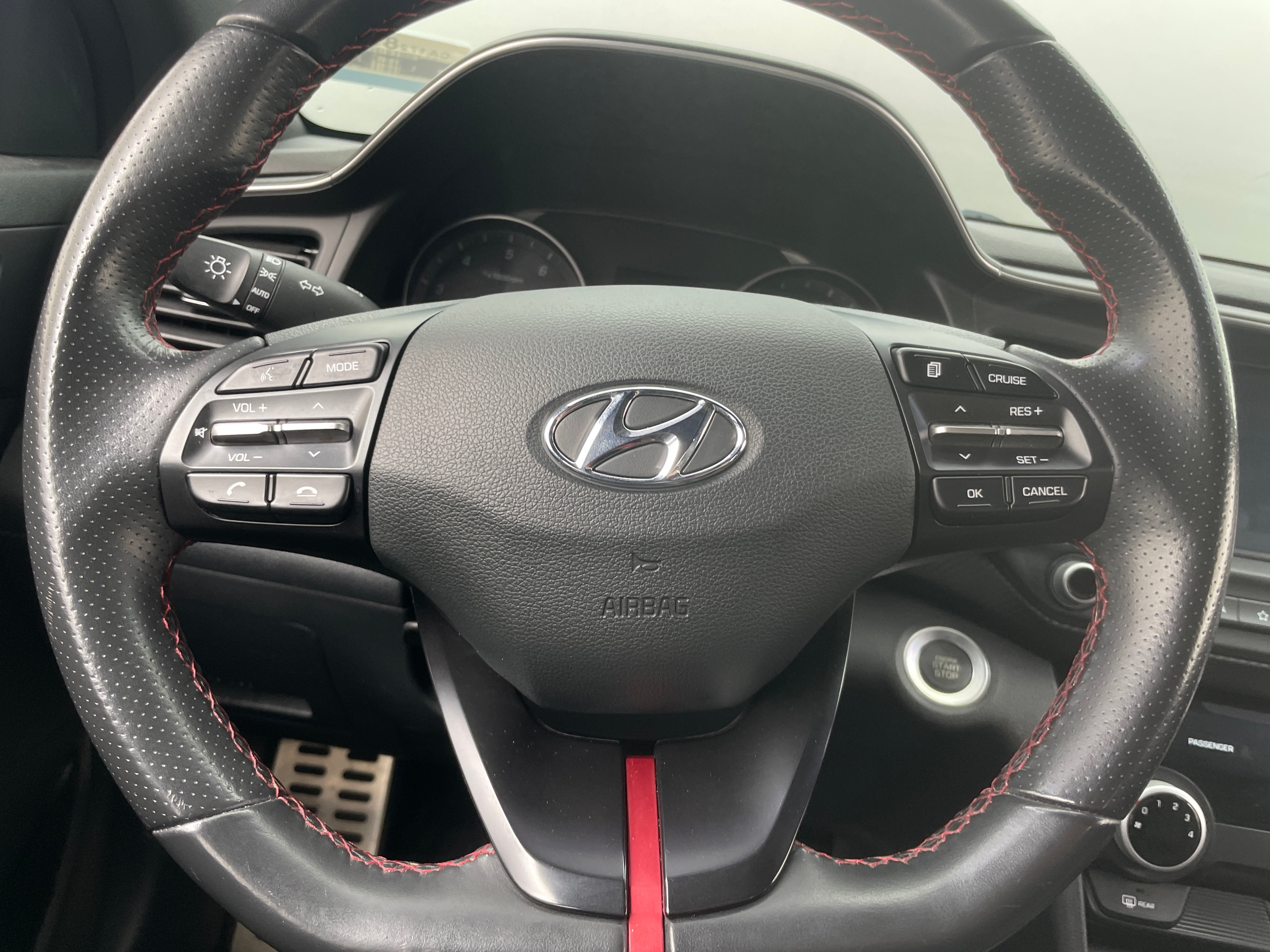 2019 Hyundai Elantra Sport 4