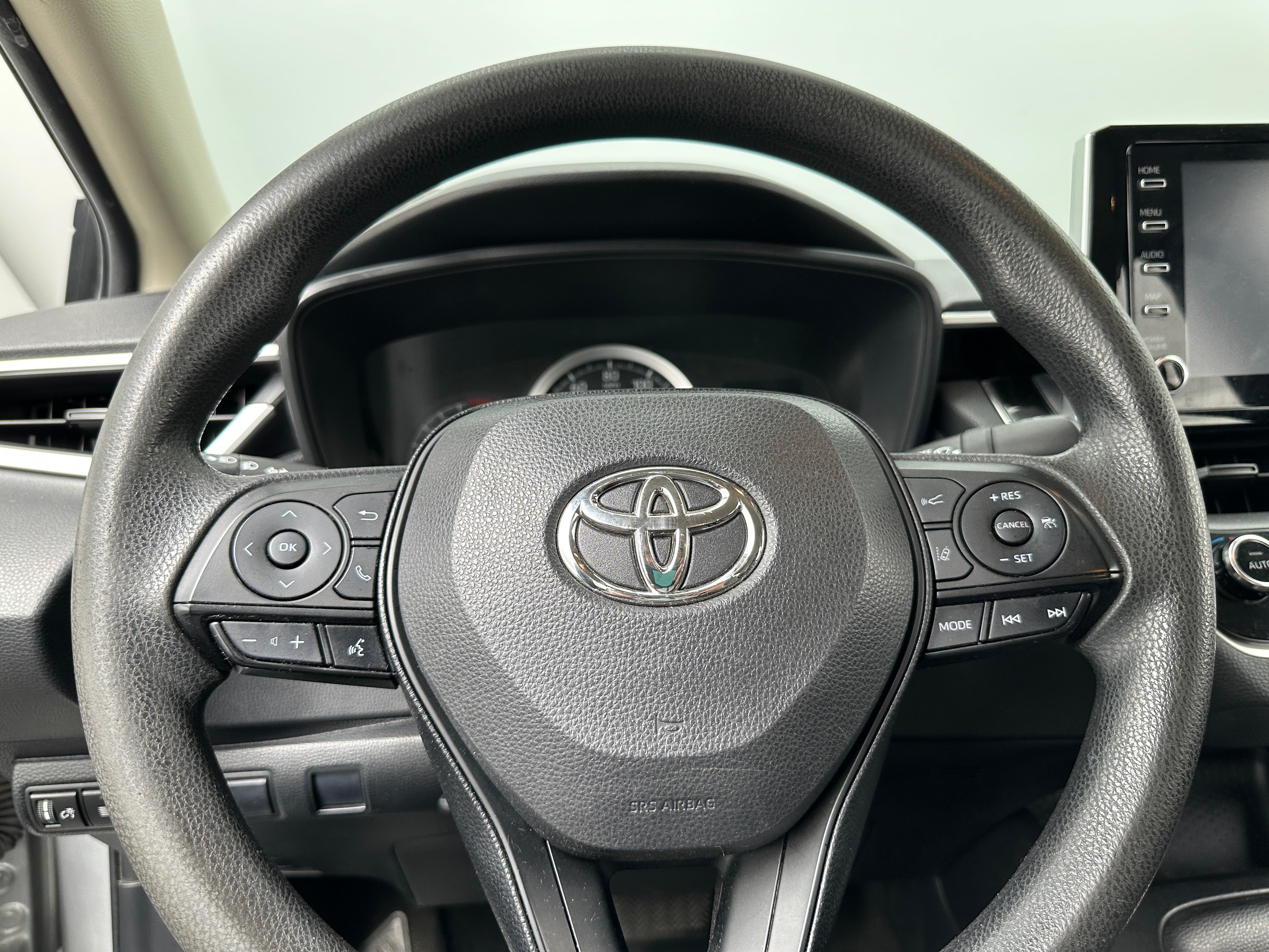 2020 Toyota Corolla LE 5