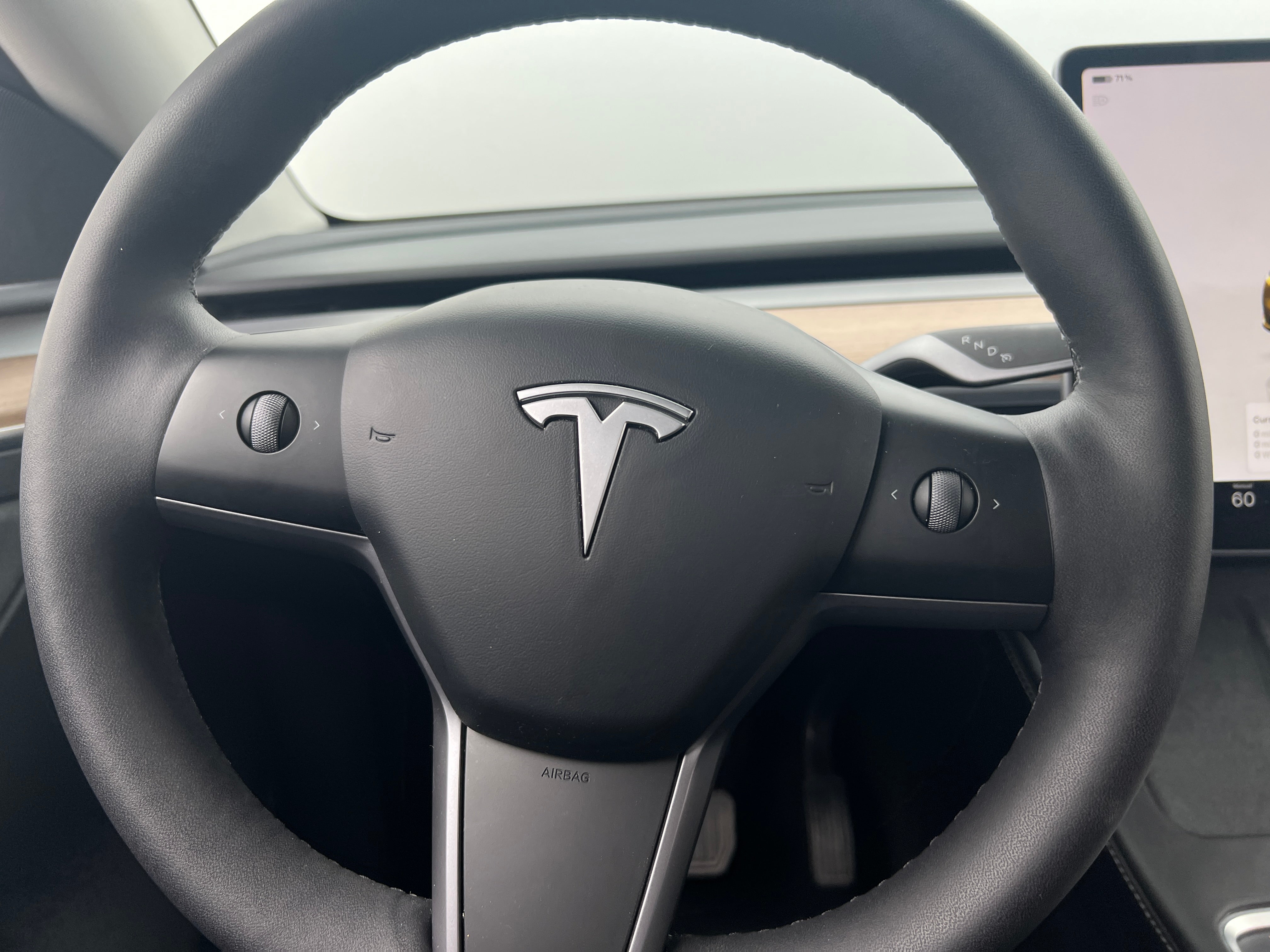 2024 Tesla Model Y Standard Range 4