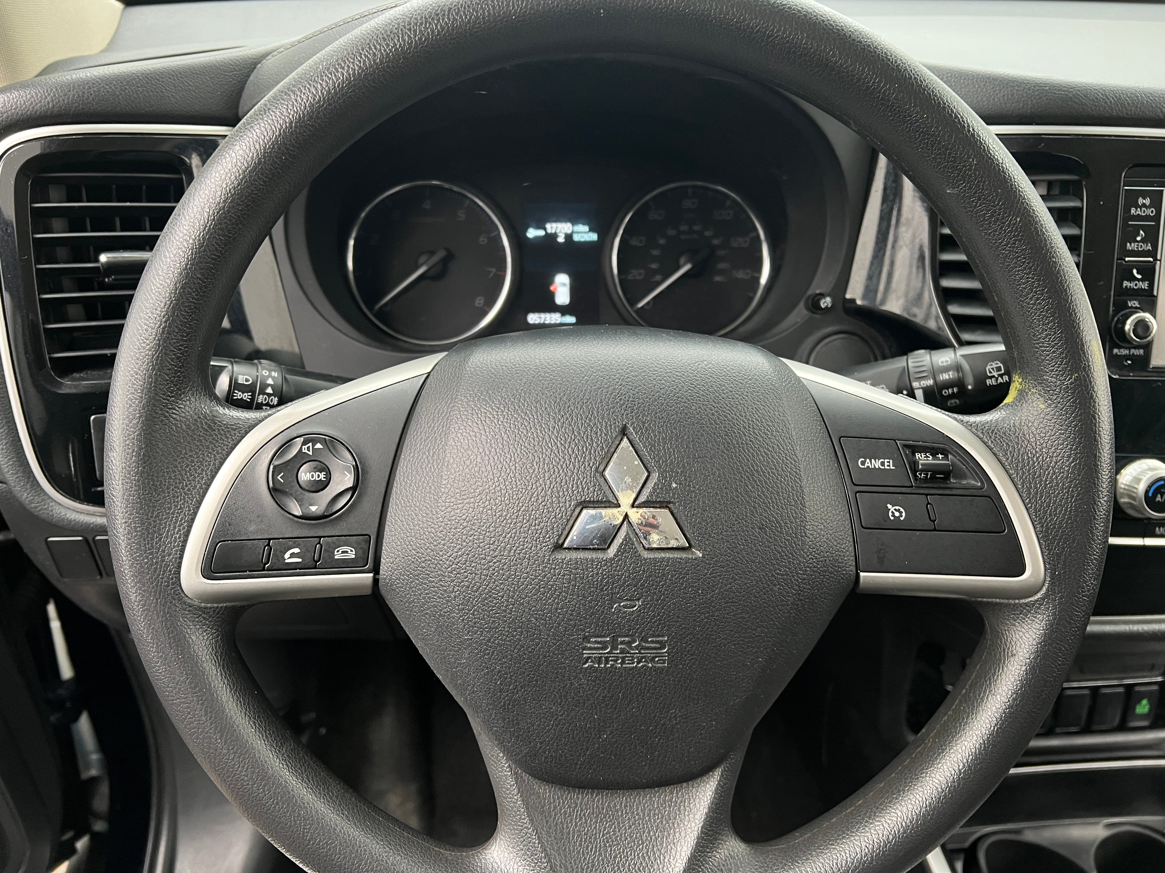 2020 Mitsubishi Outlander ES 5