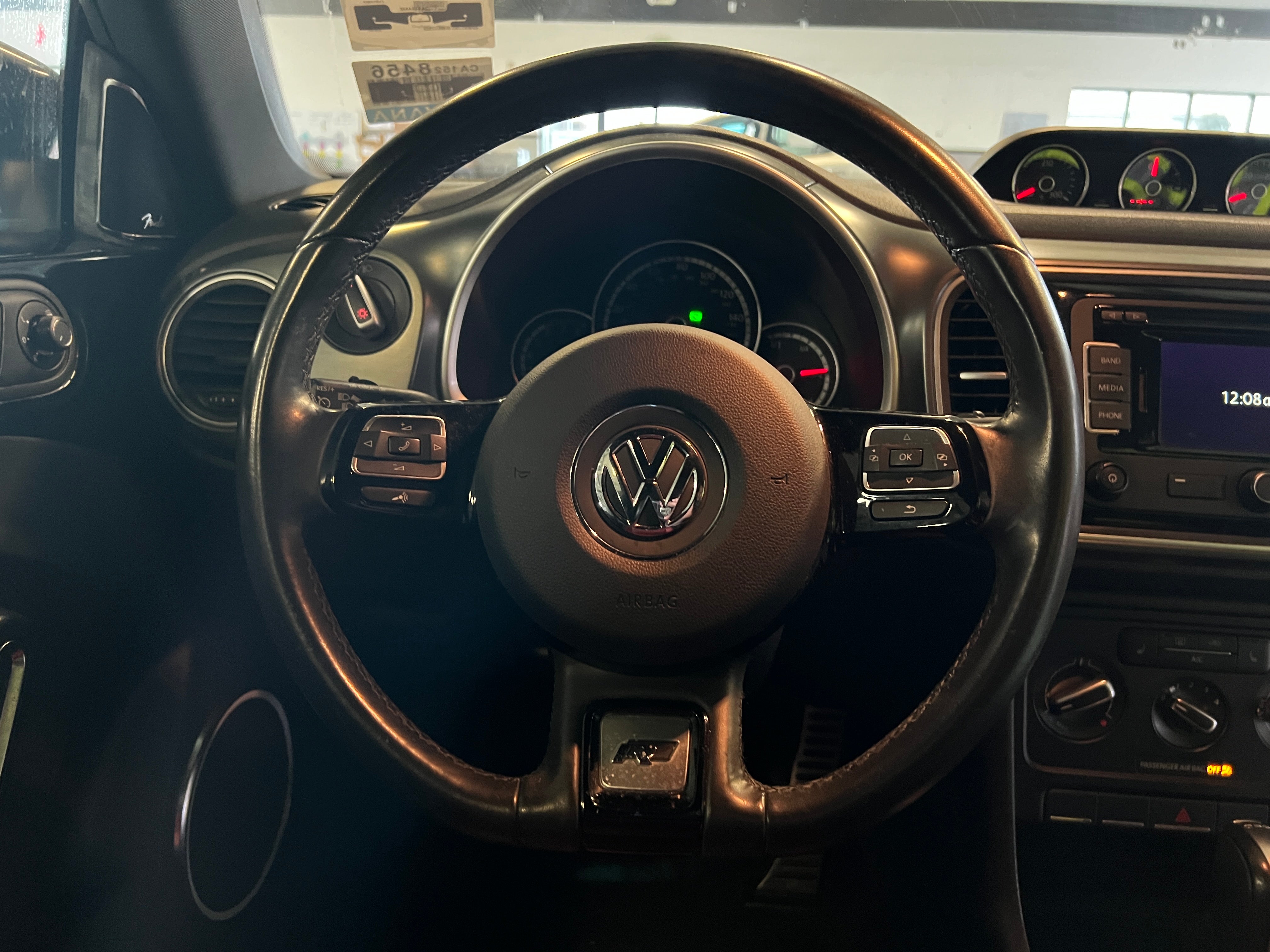 2015 Volkswagen Beetle R-Line 4