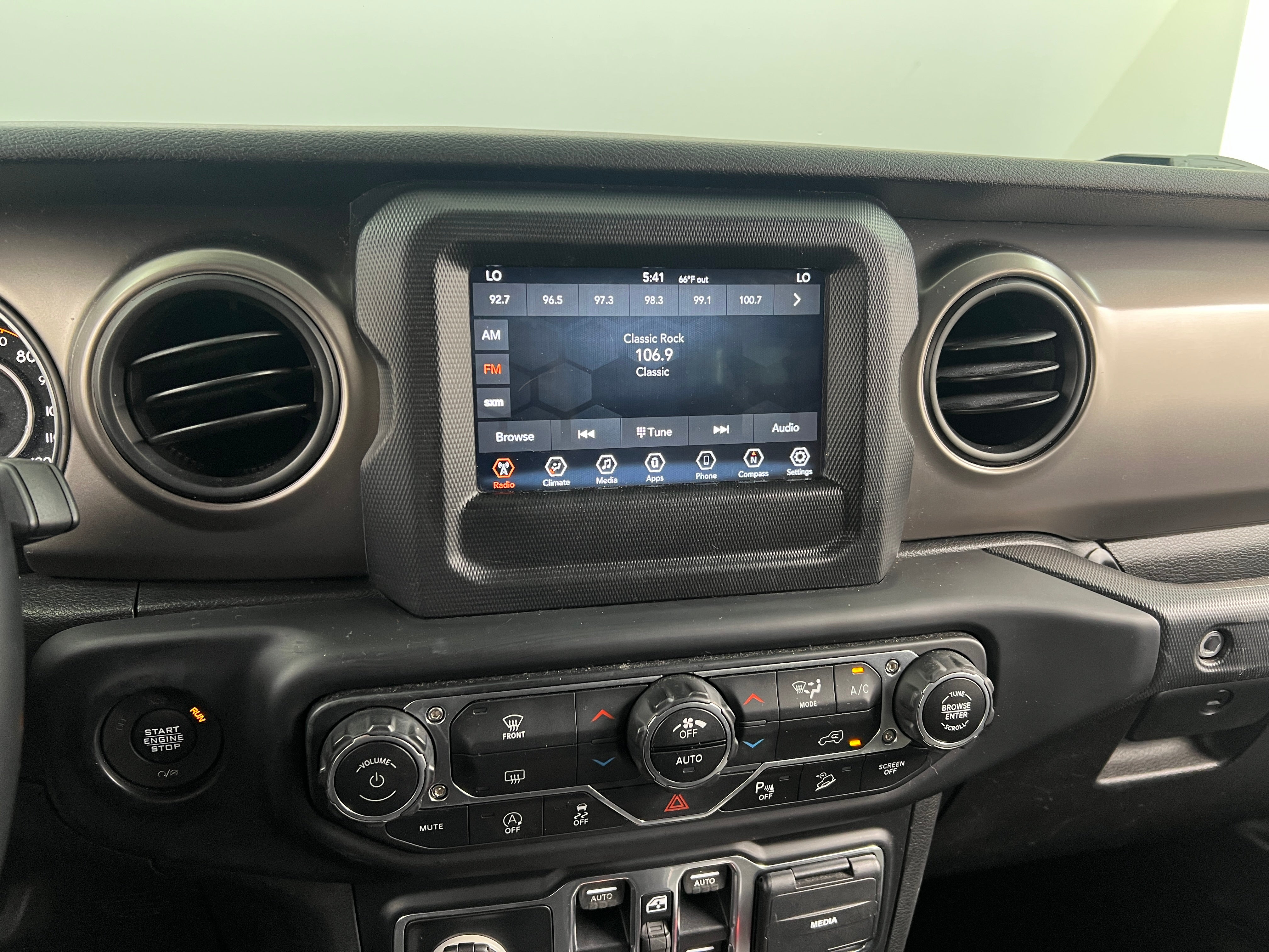 2019 Jeep Wrangler Unlimited Sport S 4