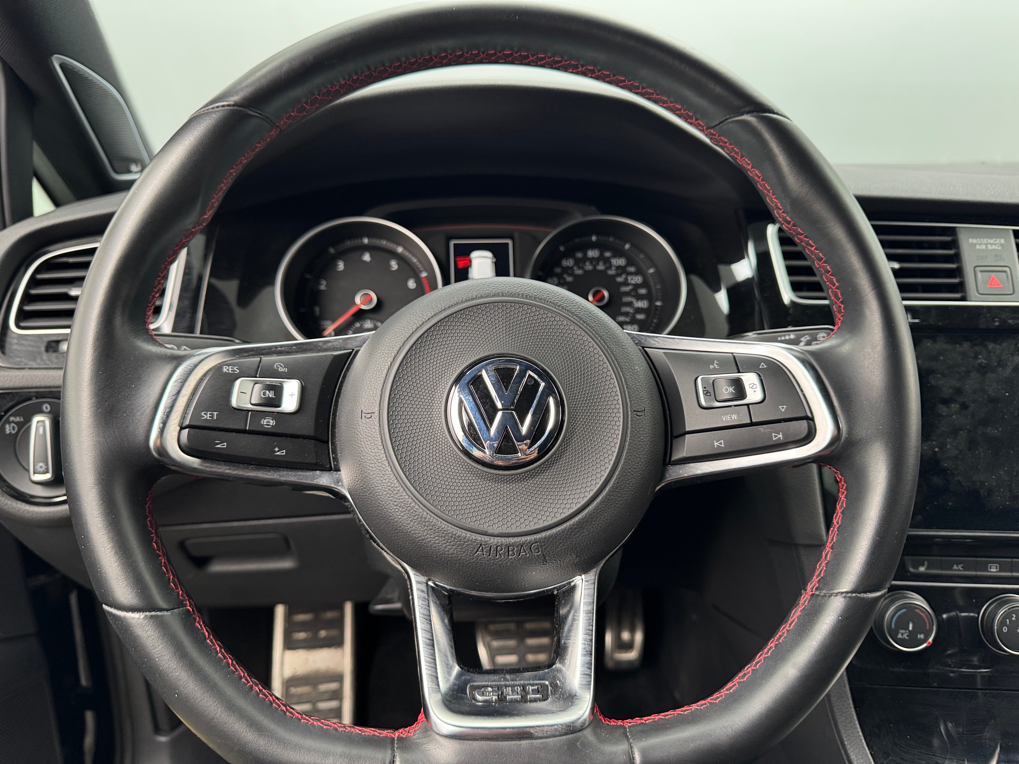 2019 Volkswagen Golf GTI SE 5