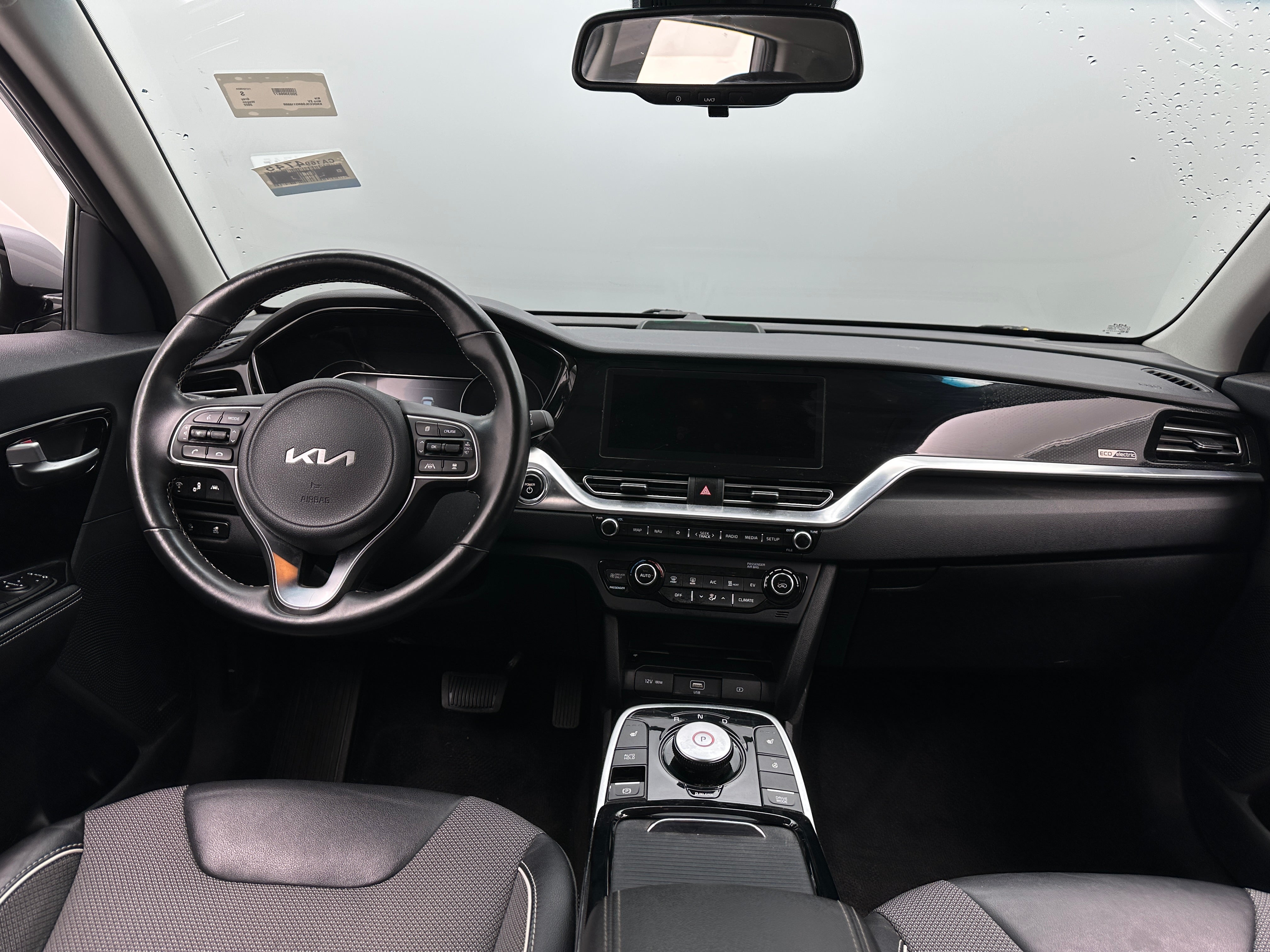 2022 Kia Niro EX 3