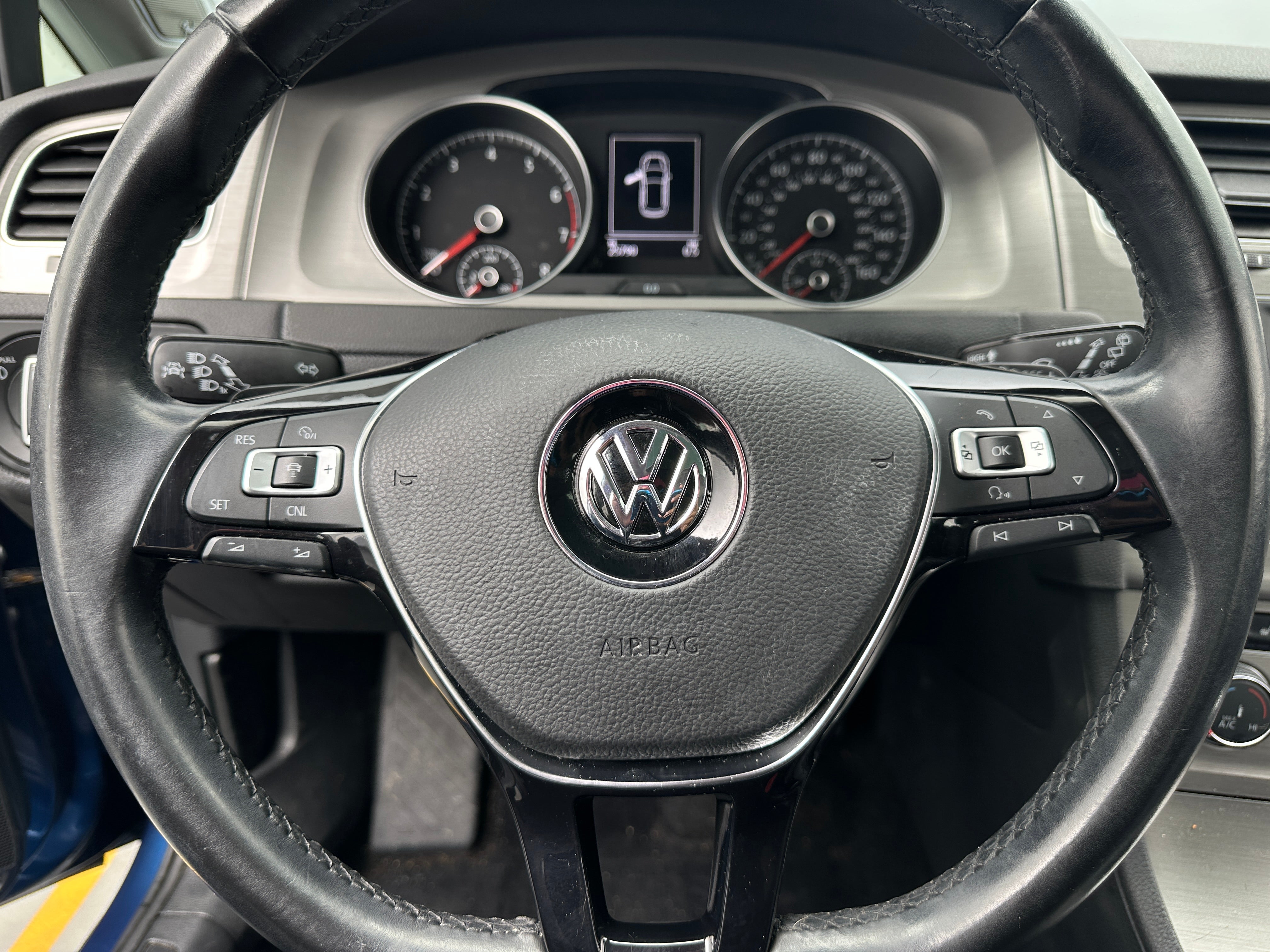 2016 Volkswagen Golf SE 5