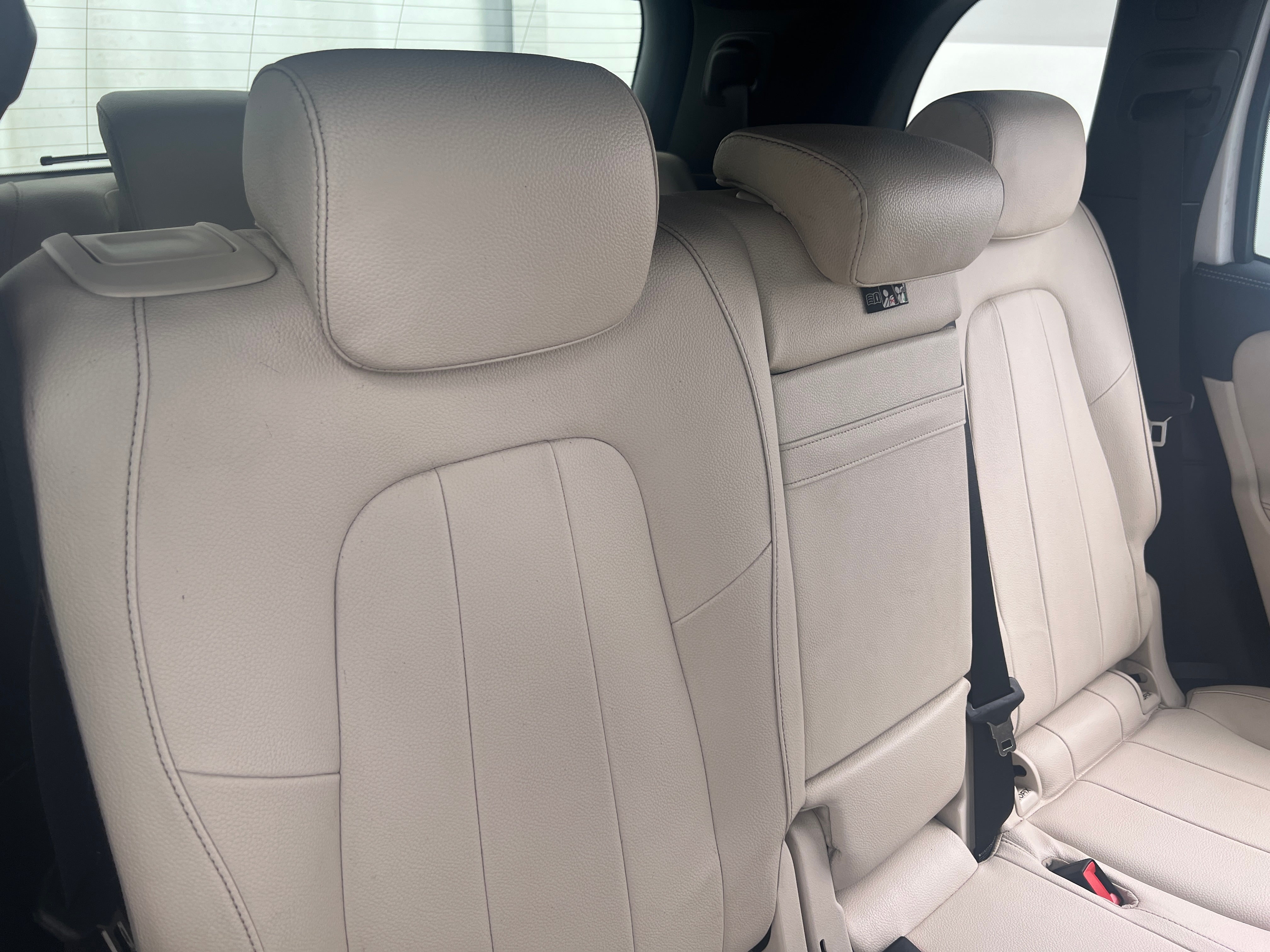 2022 Mercedes-Benz GLB 250 6