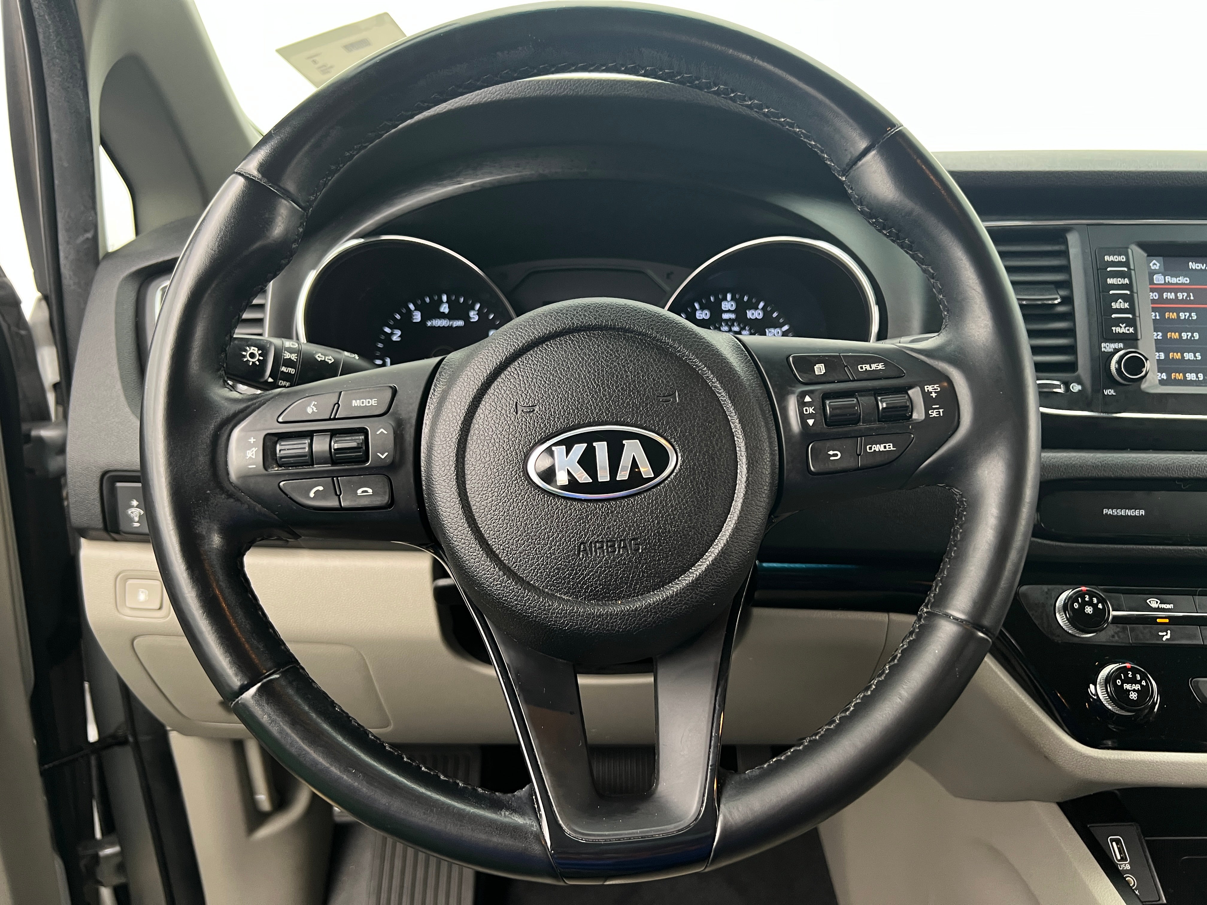 2020 Kia Sedona EX 5