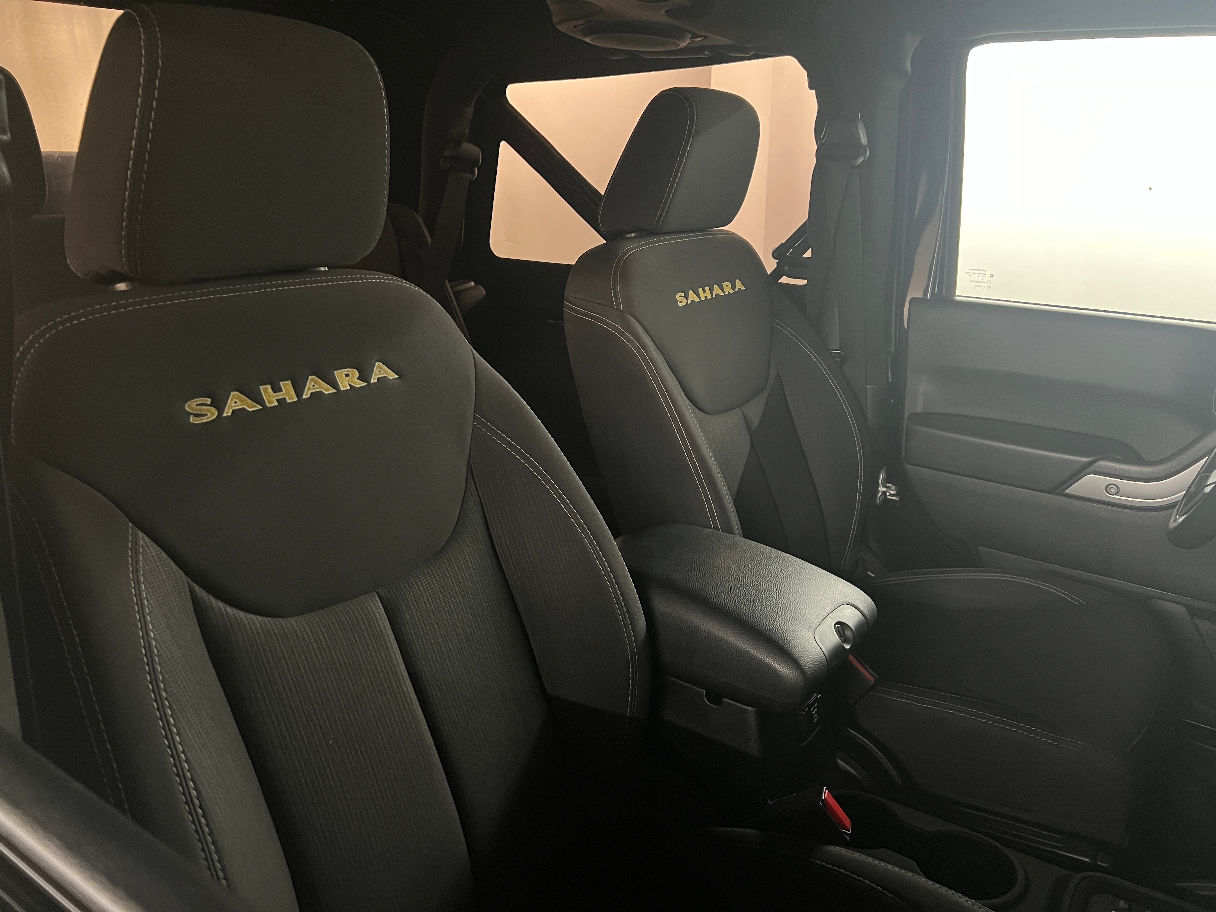 2013 Jeep Wrangler Sahara 2