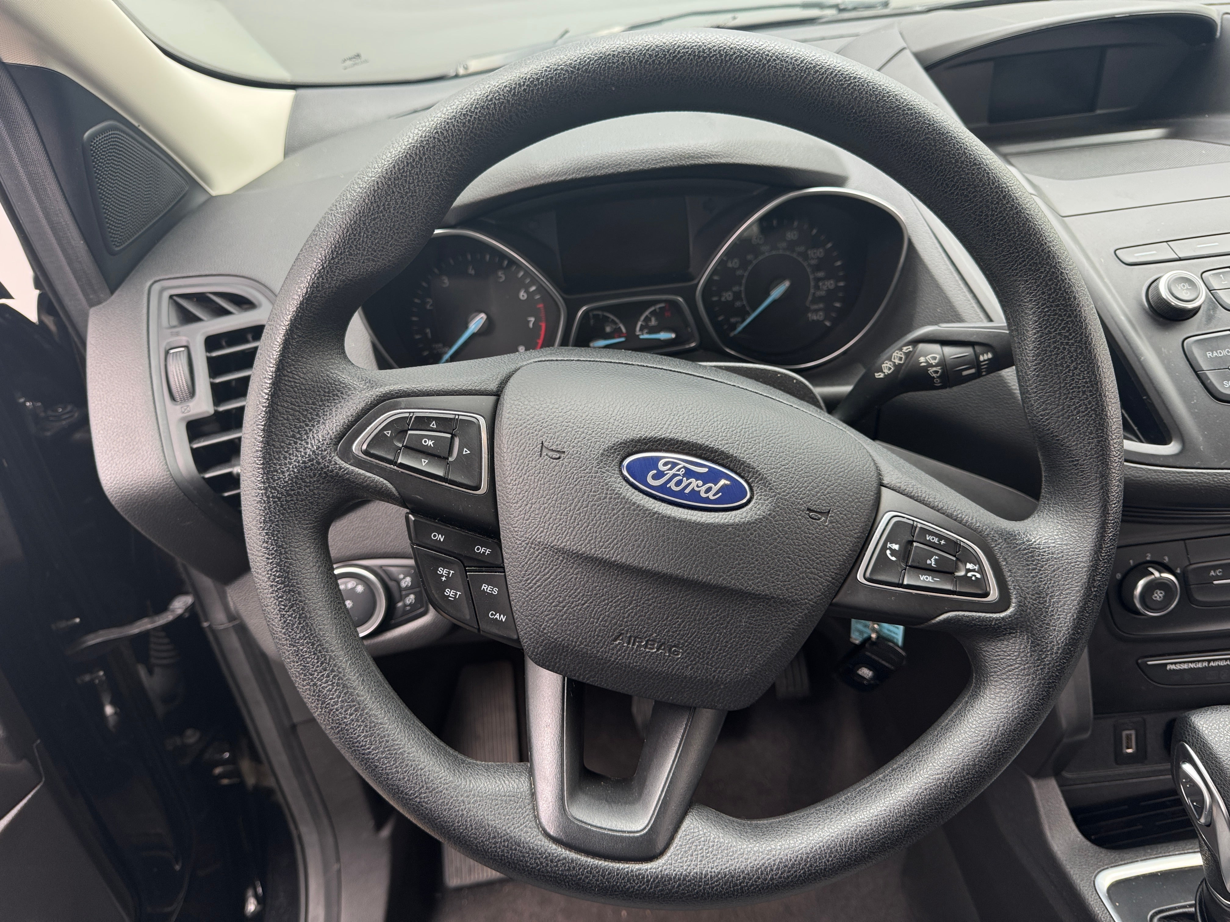 2019 Ford Escape S 5