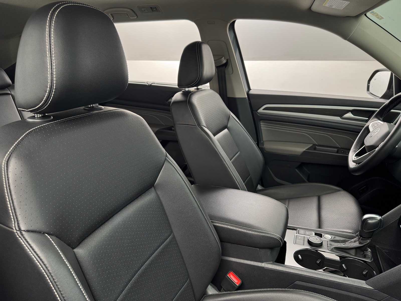 Thumbnail: 2022 Volkswagen Atlas - 2