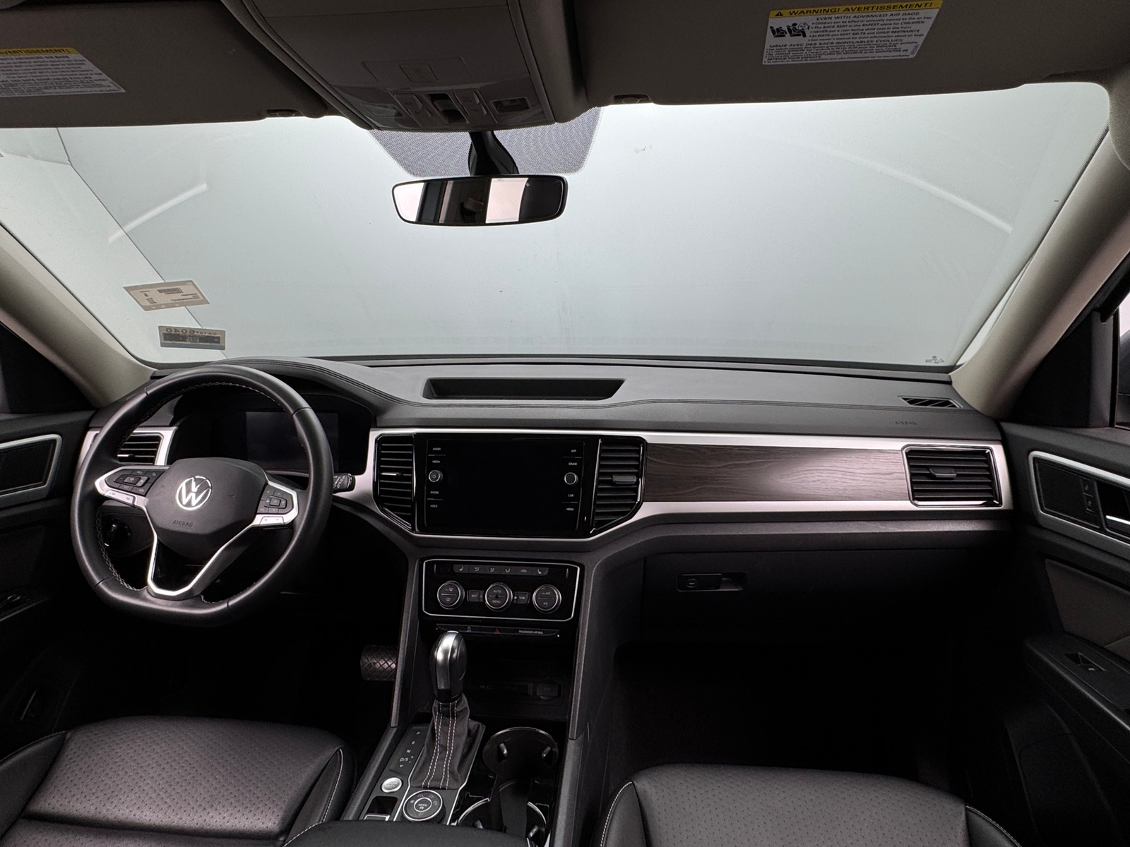 Thumbnail: 2022 Volkswagen Atlas - 3