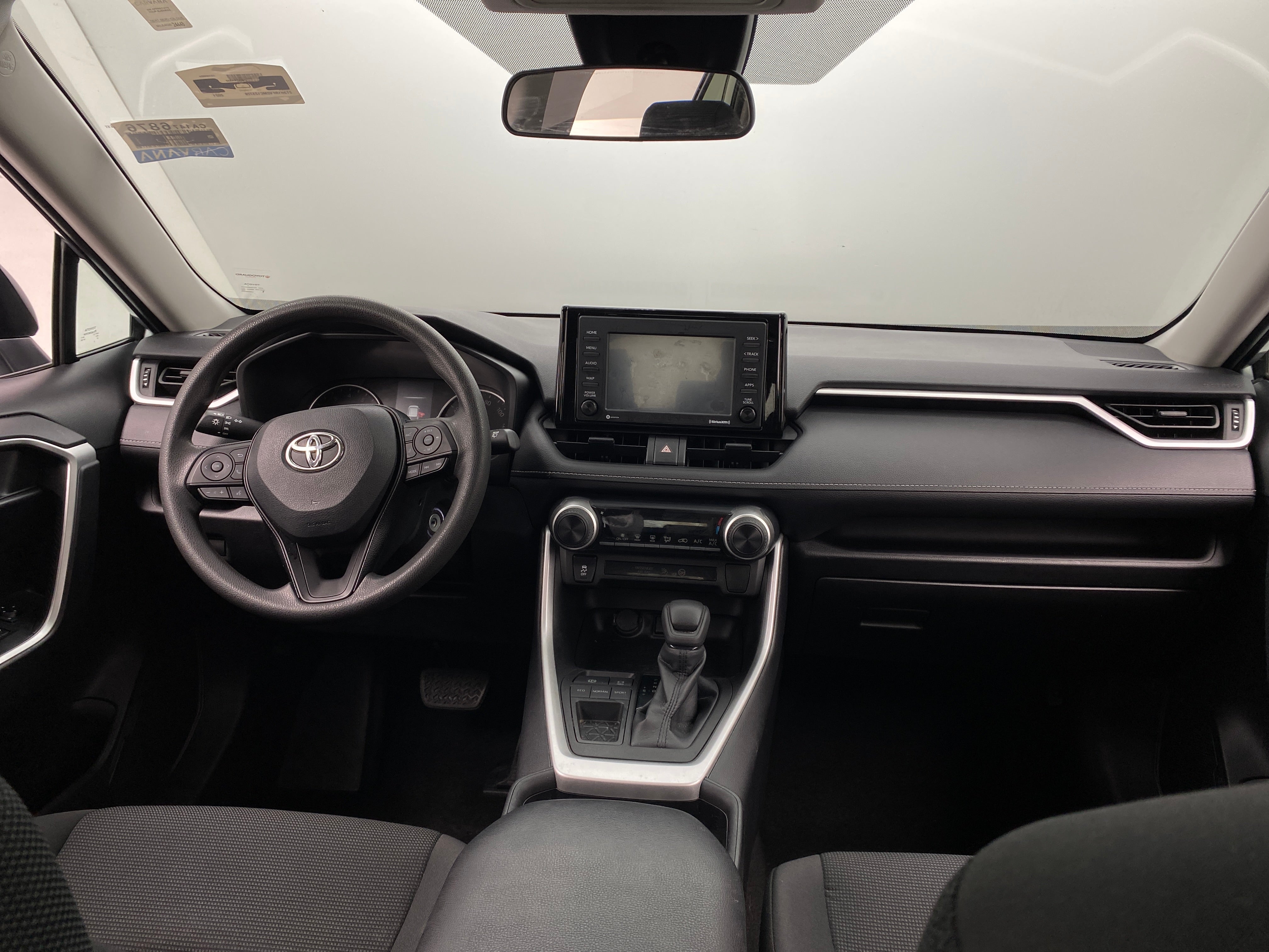 2021 Toyota RAV4 LE 3