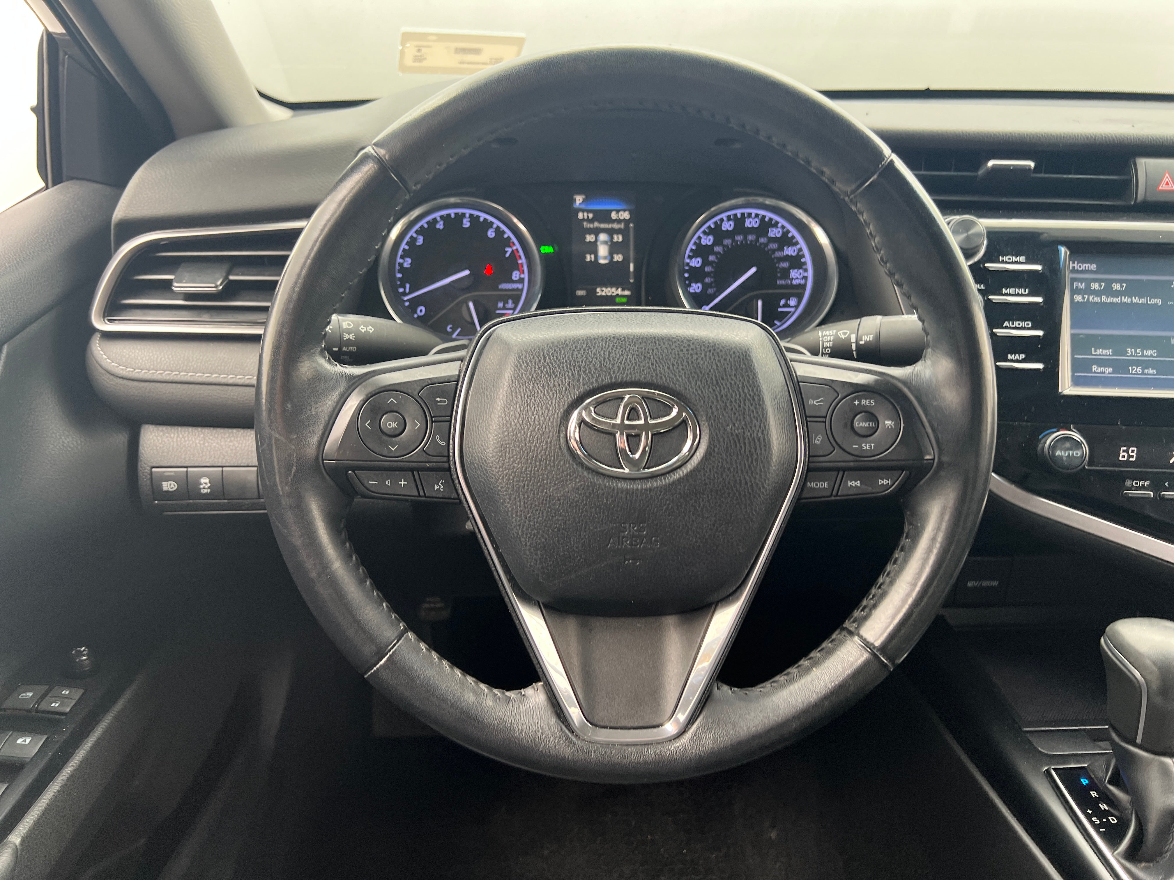 2019 Toyota Camry SE 5