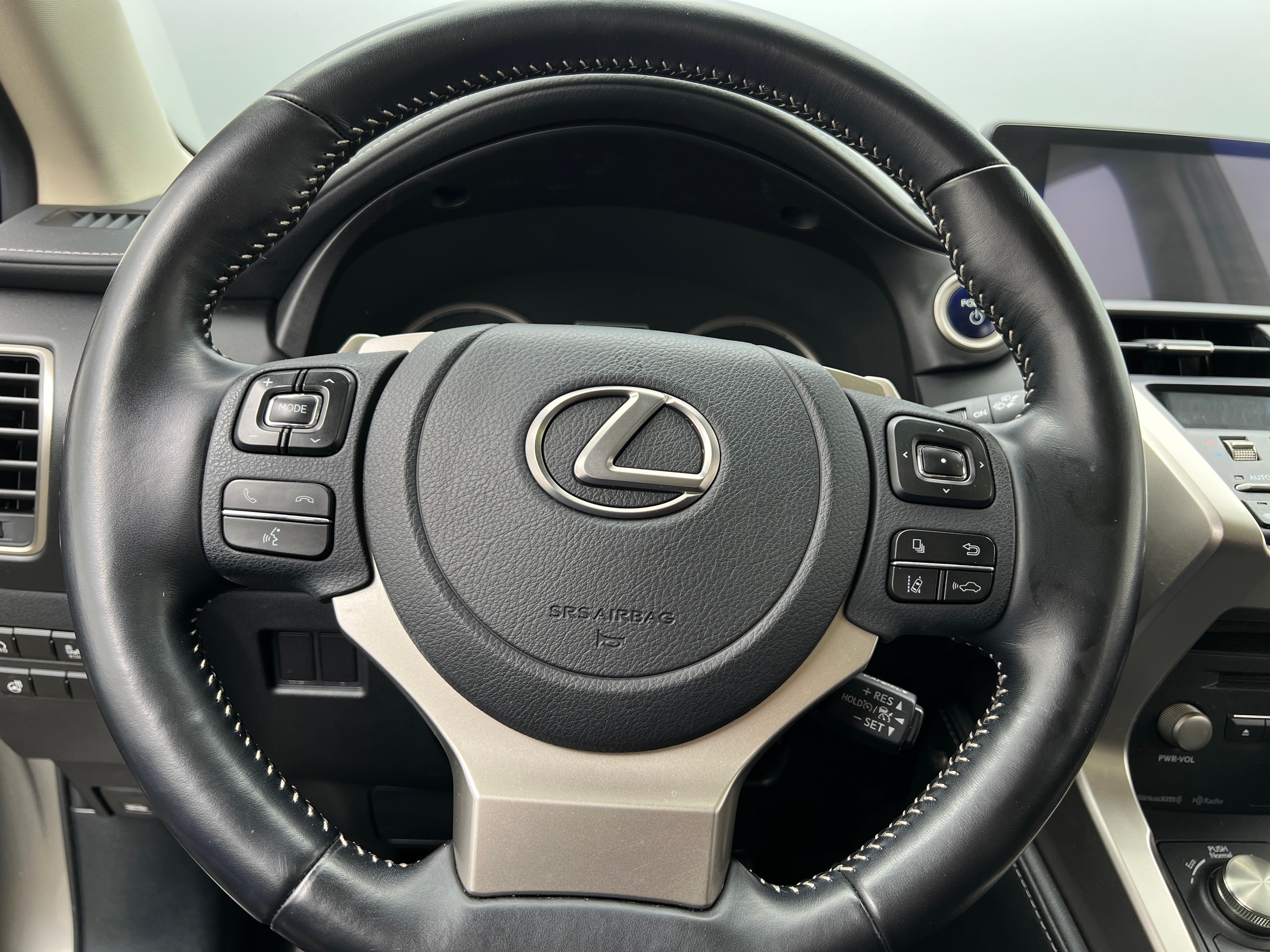 2021 Lexus NX Hybrid 300h 5