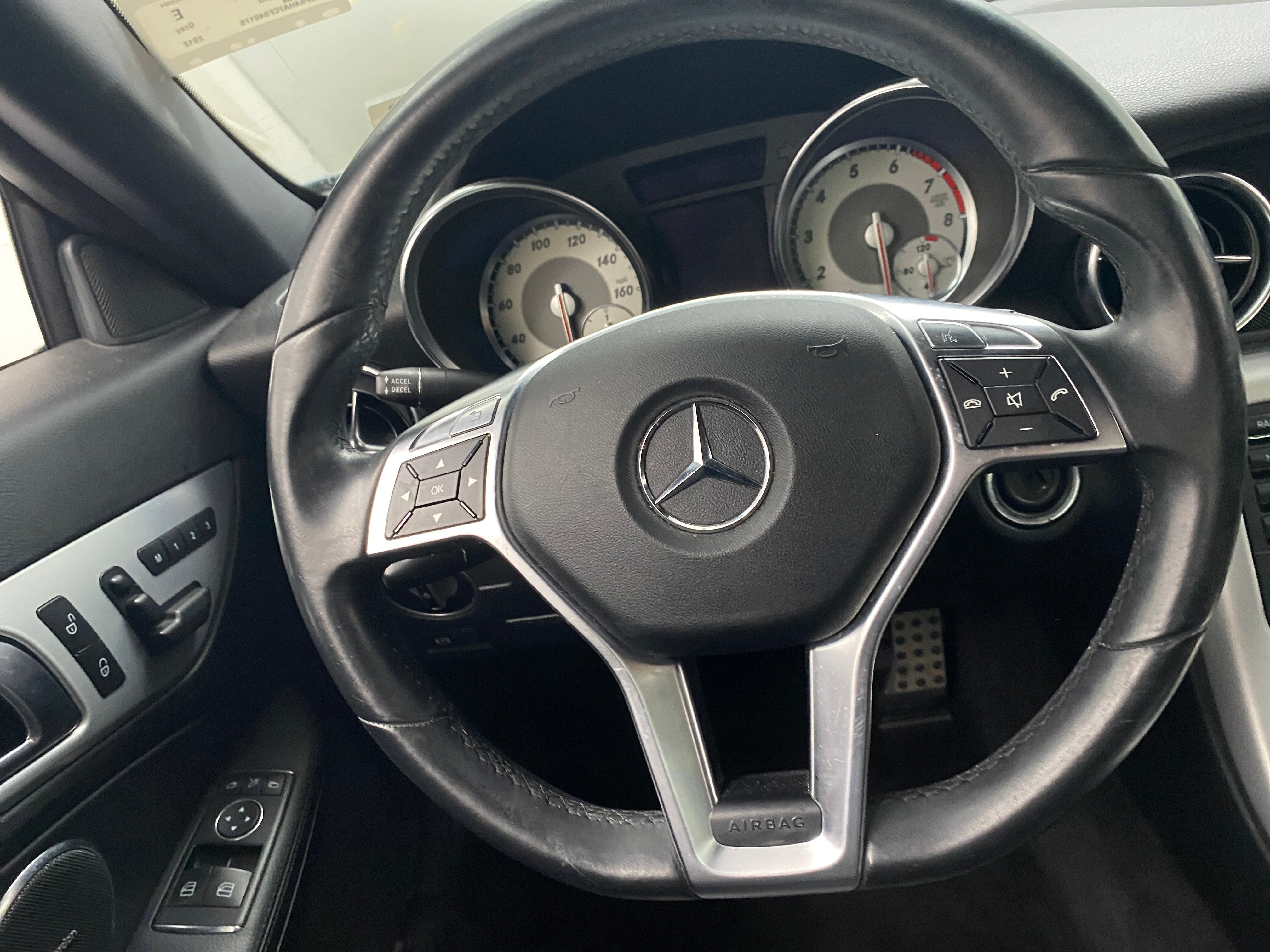 2012 Mercedes-Benz SLK 250 4