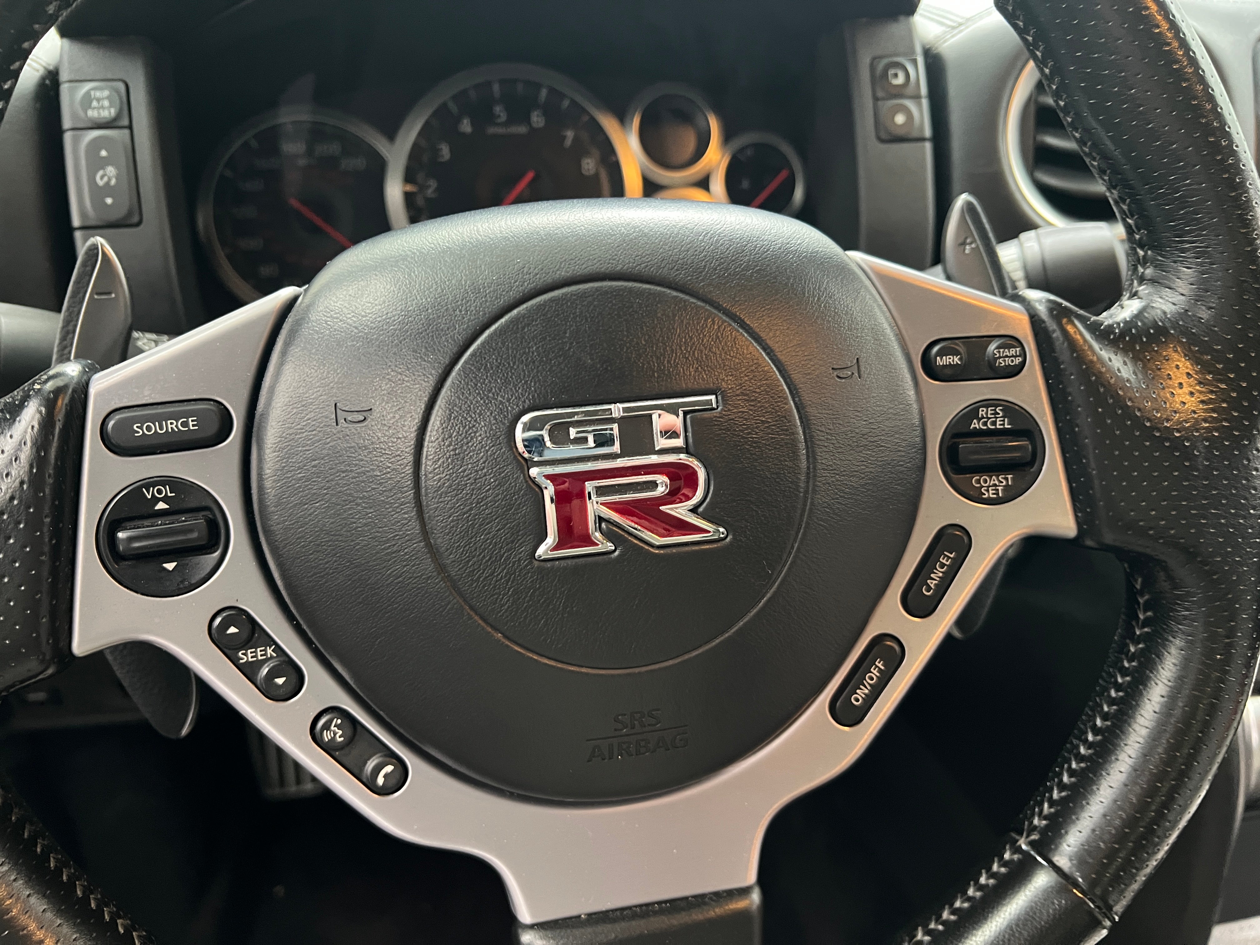 2009 Nissan GT-R Premium 3