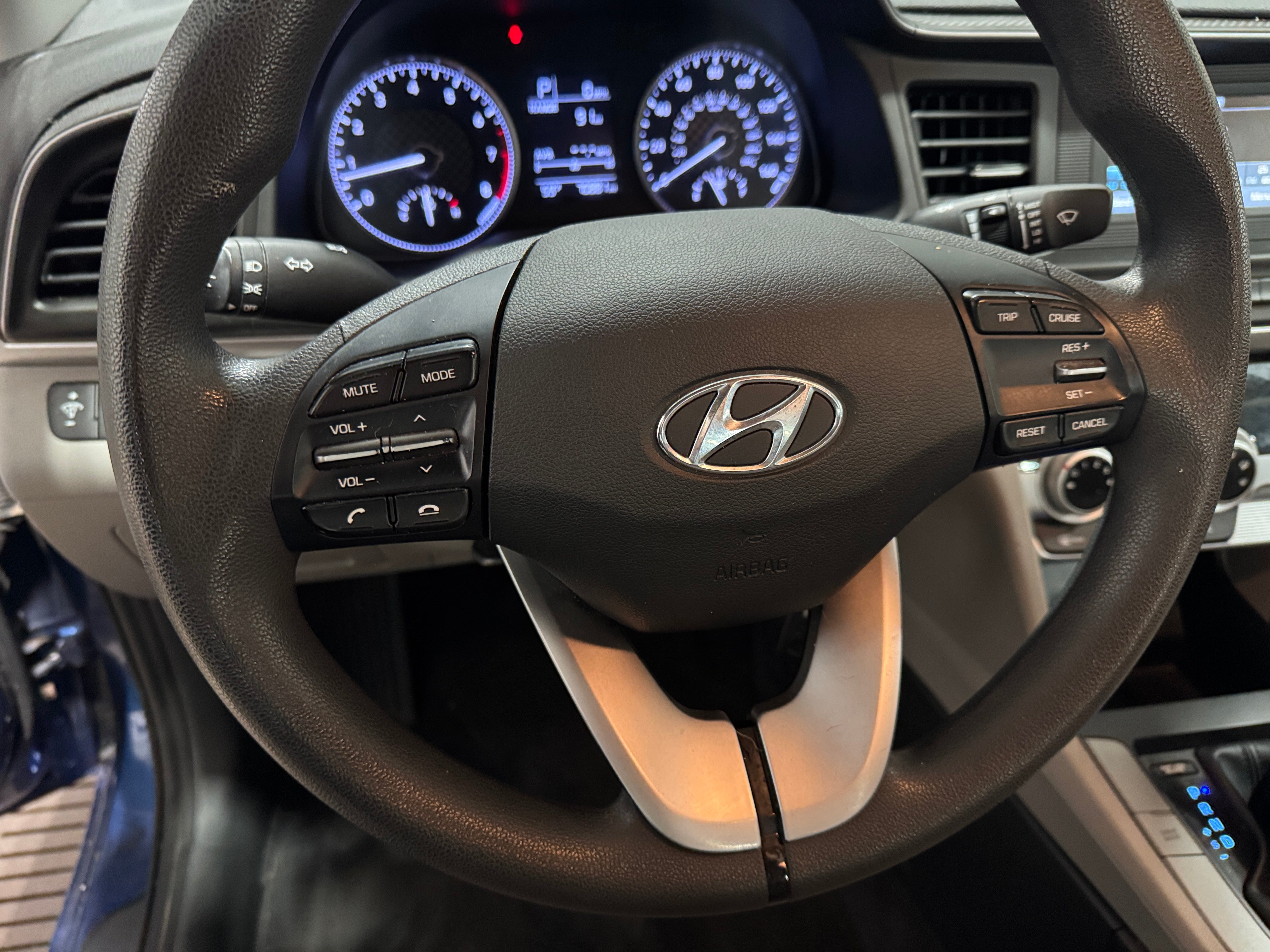 2019 Hyundai Elantra SE 5