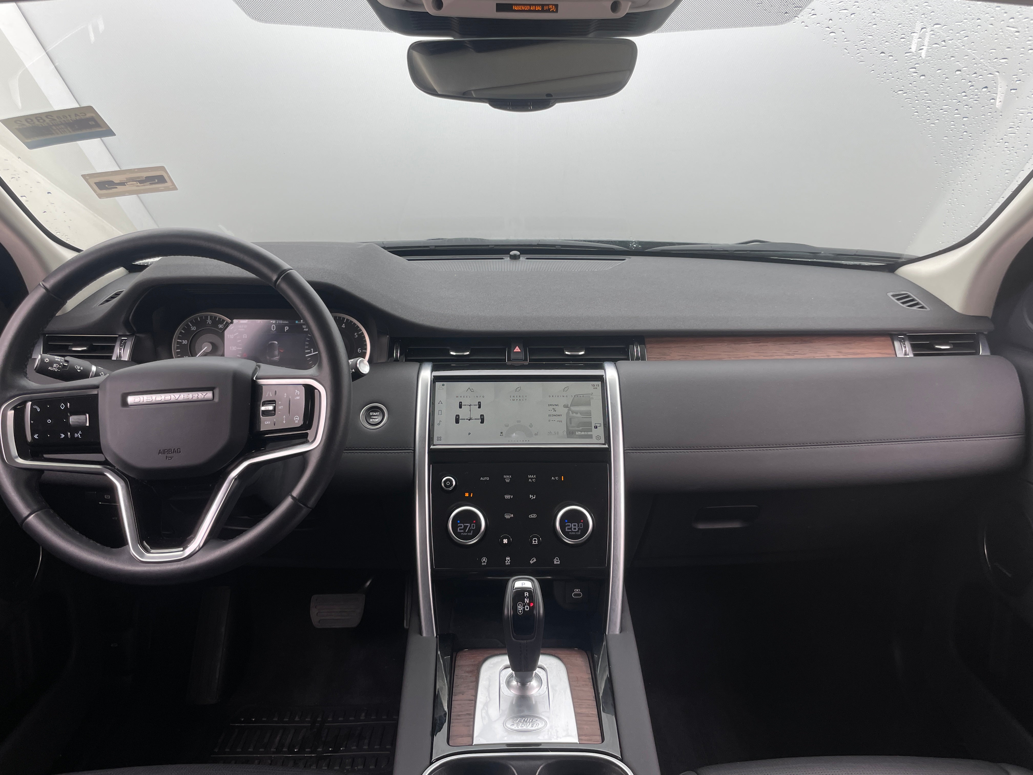 2023 Land Rover Discovery Sport SE 3