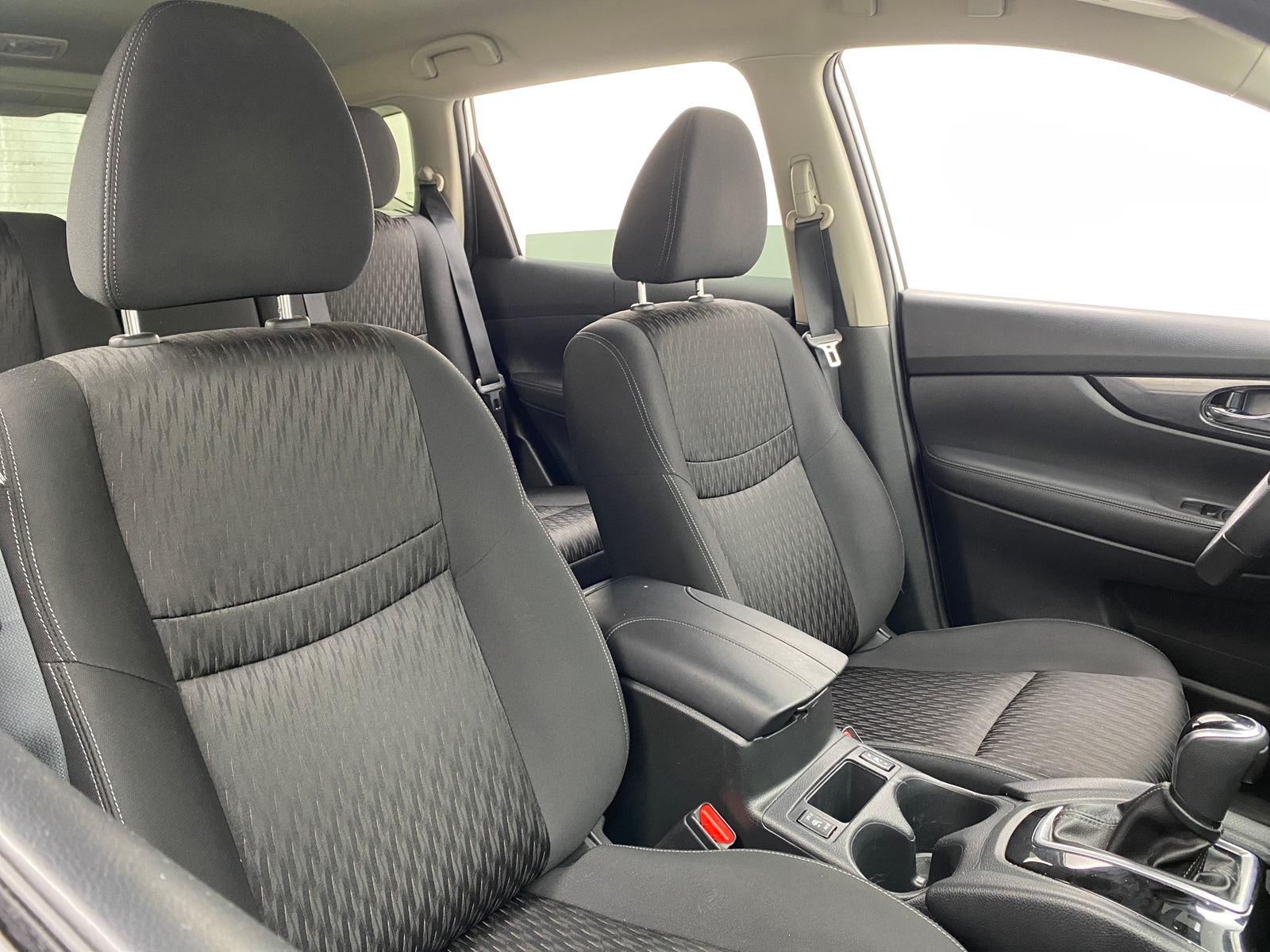 Thumbnail: 2019 Nissan Rogue - 2