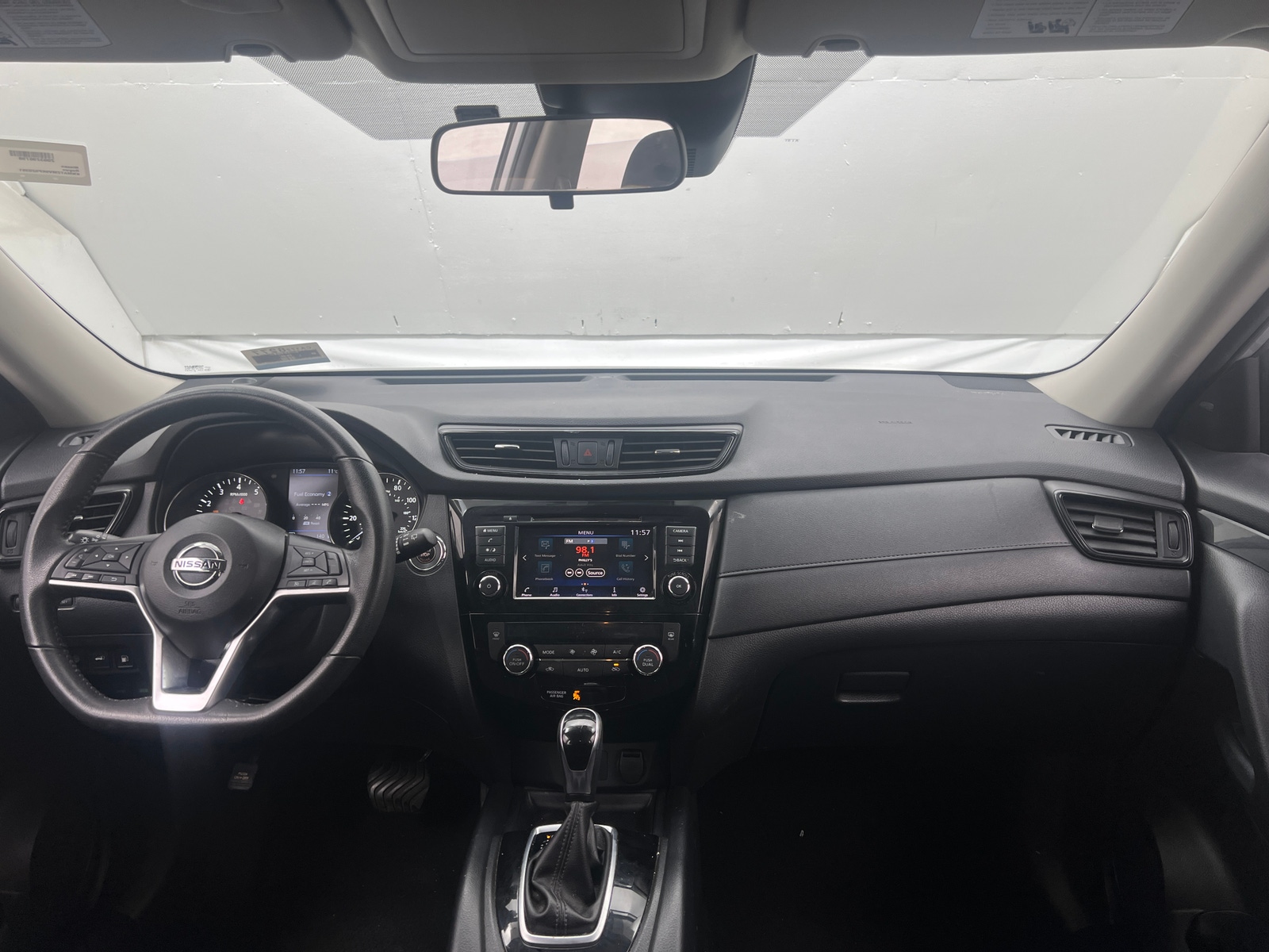 Thumbnail: 2019 Nissan Rogue - 3
